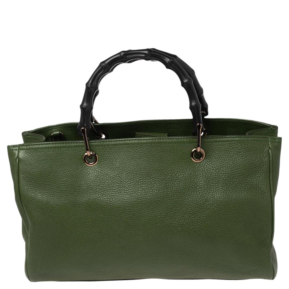Gucci Green Leather Bamboo Shopper Tote Bag In Good Condition In Dubai, Al Qouz 2