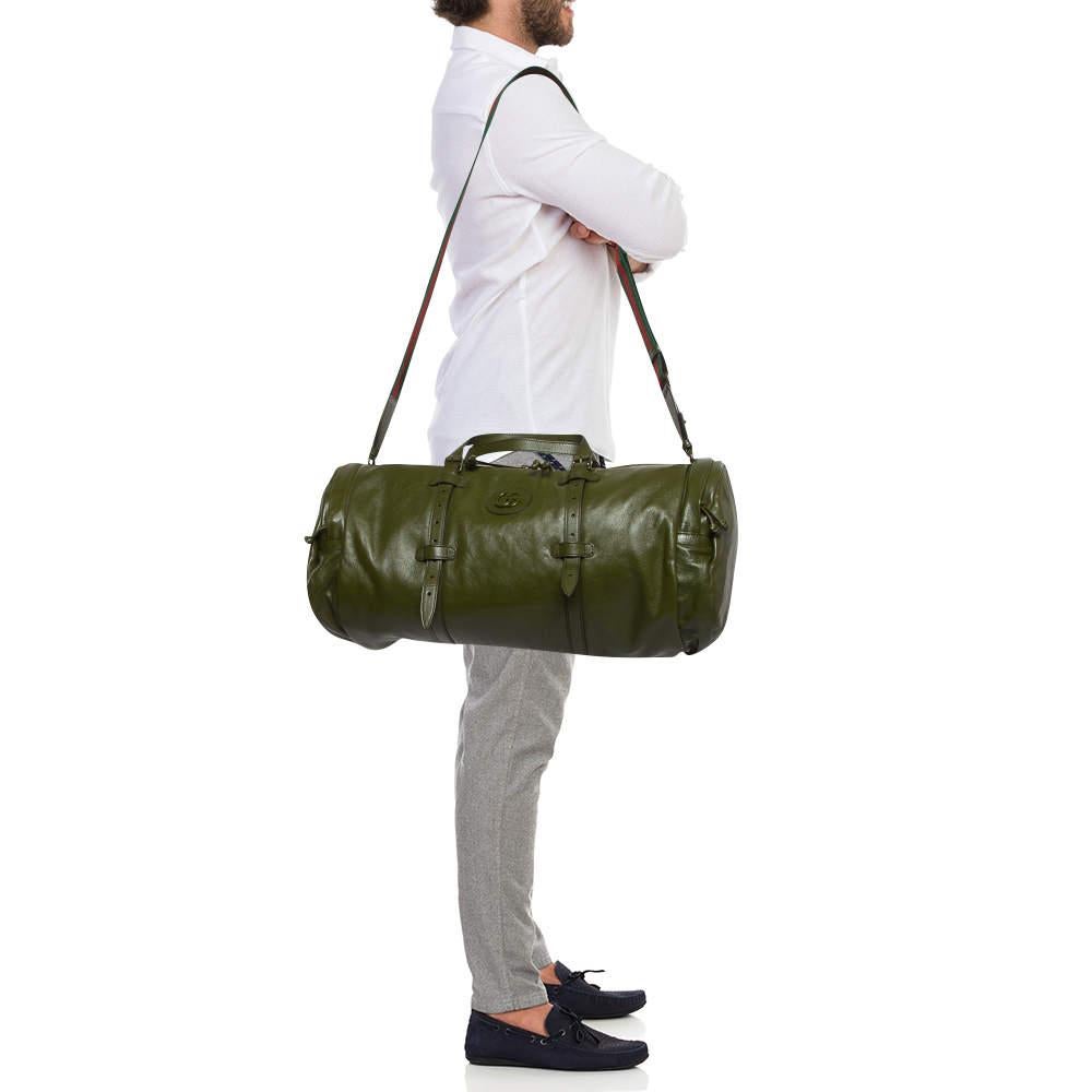 Duffel bags are ideal companions for ample occasions! Here we have a fashion-meets-functionality piece crafted from quality materials. The bag has been equipped with a well-sized interior that can easily fit in more than your
