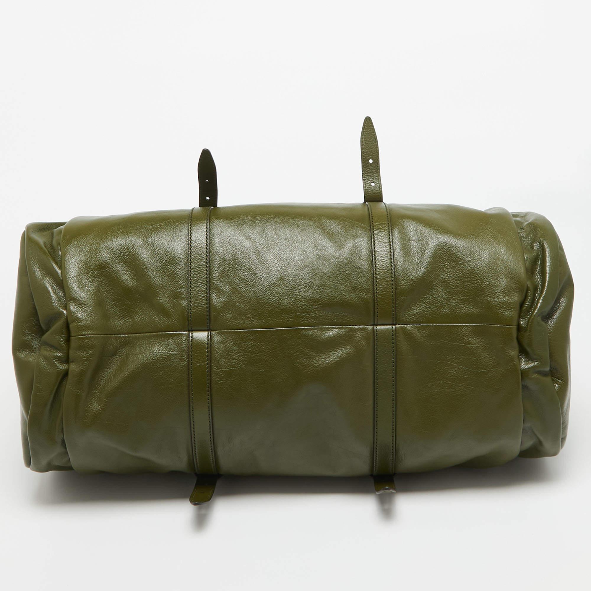 Gucci Green Leather Large Tonal Double G Duffle Bag For Sale 4