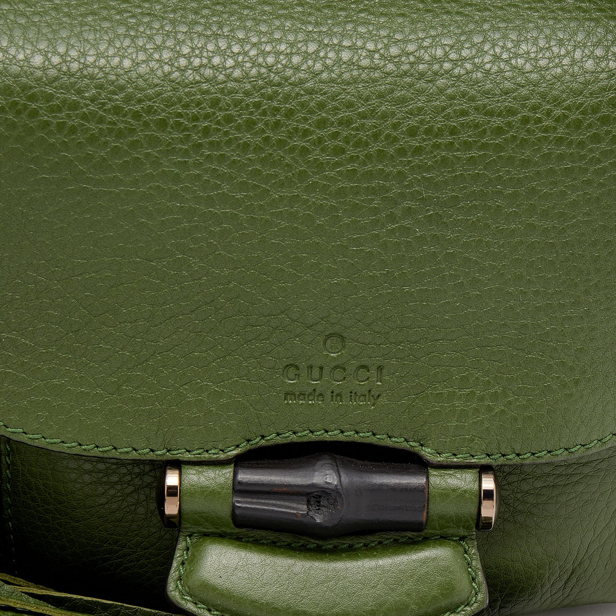 Gucci Green Leather Nouveau Fringe Crossbody Bag In Good Condition In Dubai, Al Qouz 2