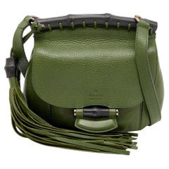 Gucci Grünes Leder Nouveau Fransen Crossbody Tasche