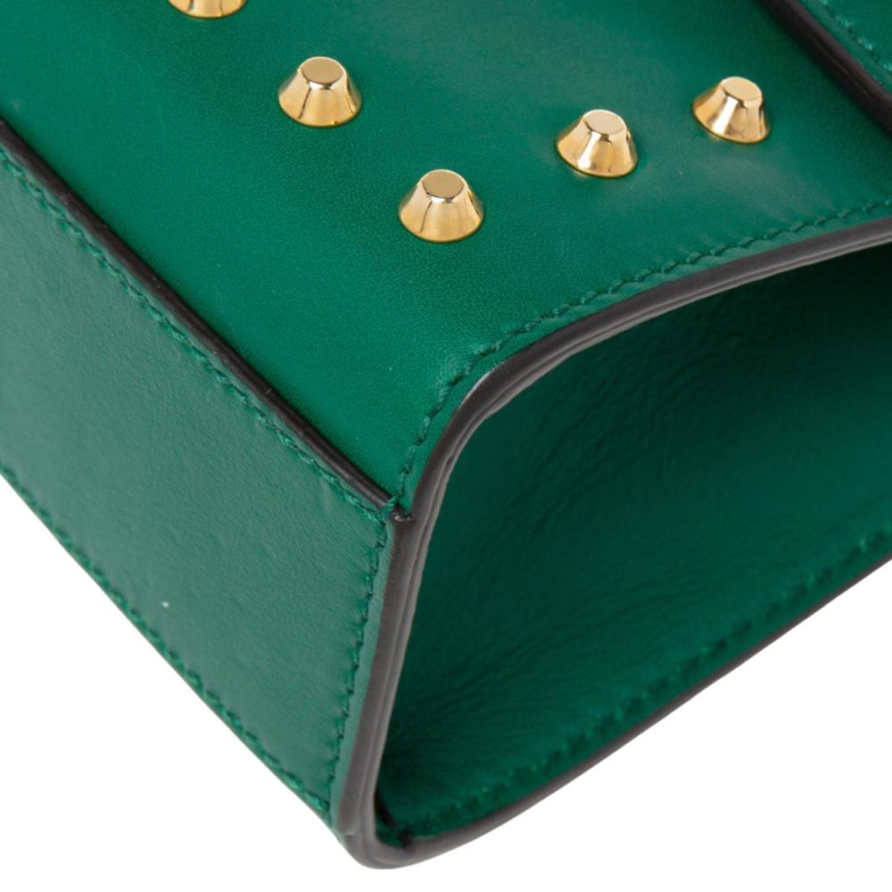 Gucci Green Leather Small Padlock Shoulder Bag In Good Condition In Dubai, Al Qouz 2