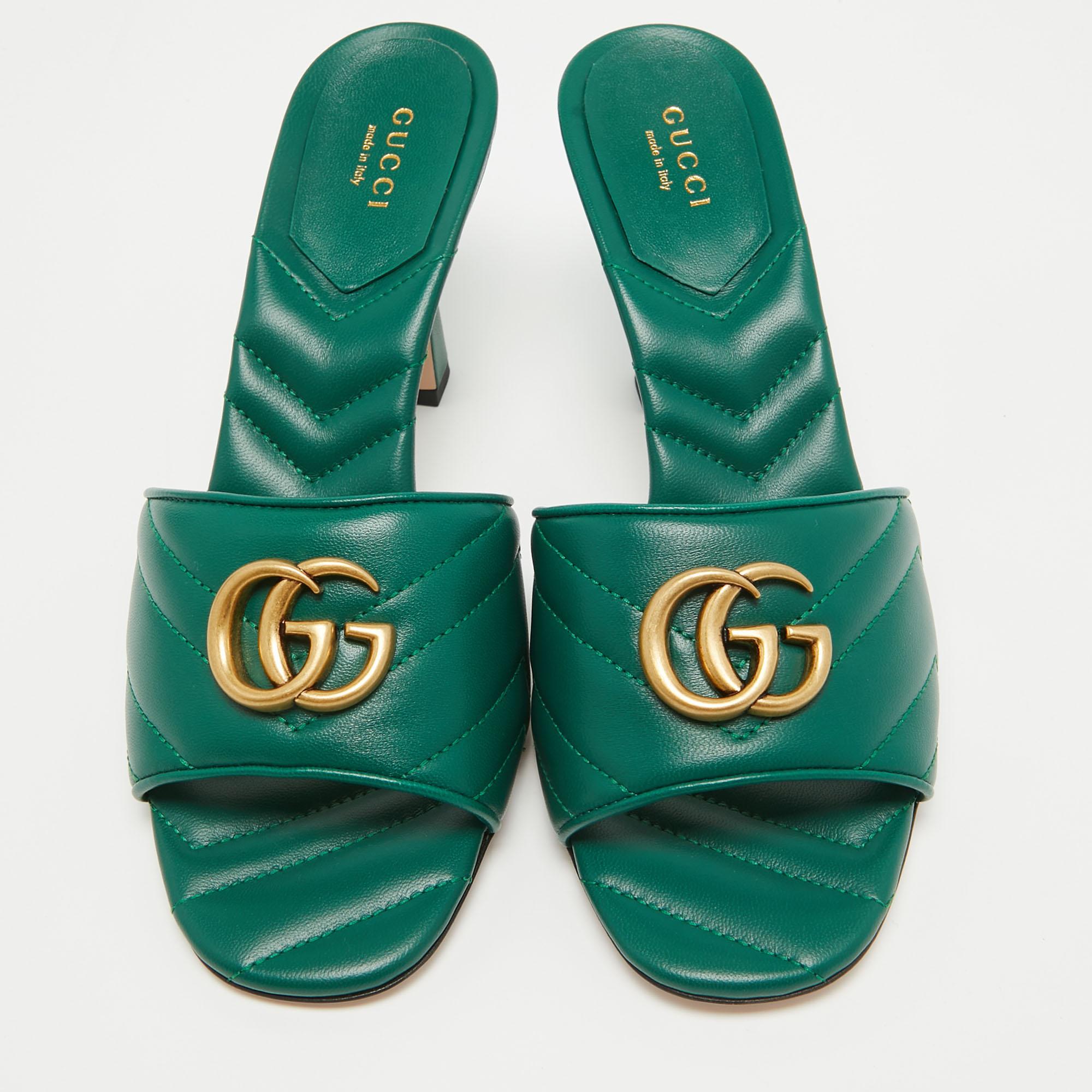 Gucci Green Matelassé Leather Double G Slide Sandals Size 39 In Excellent Condition In Dubai, Al Qouz 2