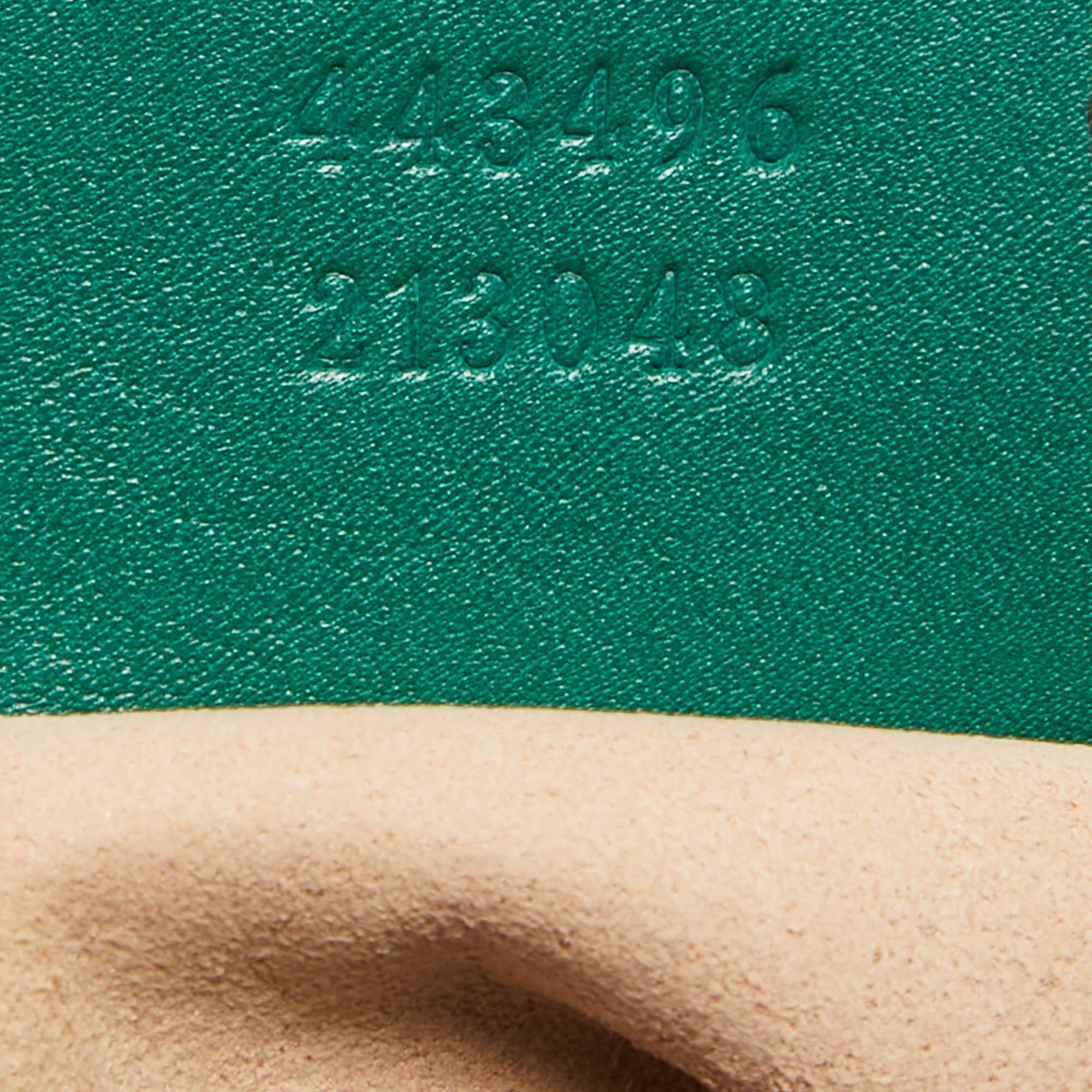 Gucci Green Matelassé Leather Medium GG Marmont Shoulder Bag 8