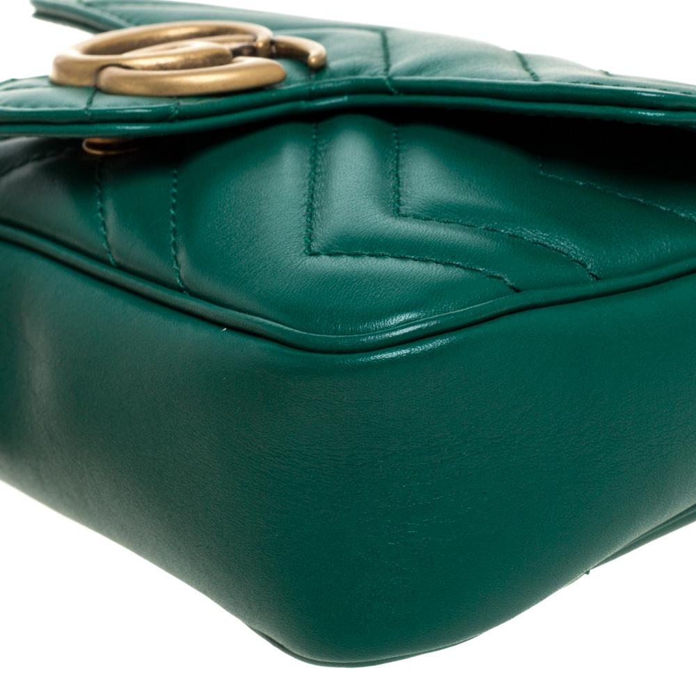 Gucci Green Matelasse Leather Mini GG Marmont Super Bag In Excellent Condition In Dubai, Al Qouz 2
