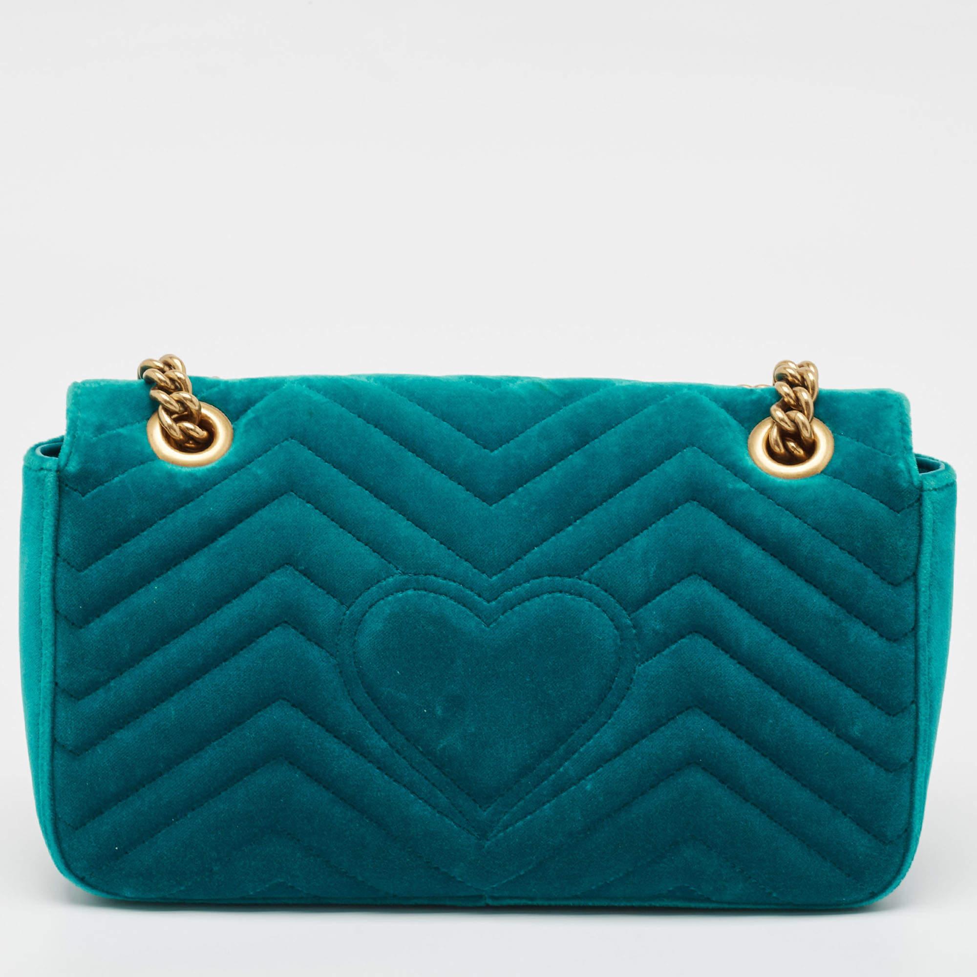Women's Gucci Green Matelassé Velvet Small GG Marmont Shoulder Bag