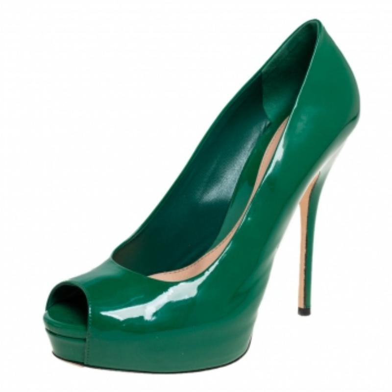 Women's Gucci Green Patent Leather Peep Toe Platform Pumps Size 38.5