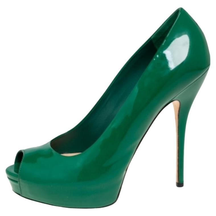Gucci Grüne Peep Toe Plateau-Pumps aus Lackleder Größe 38.5