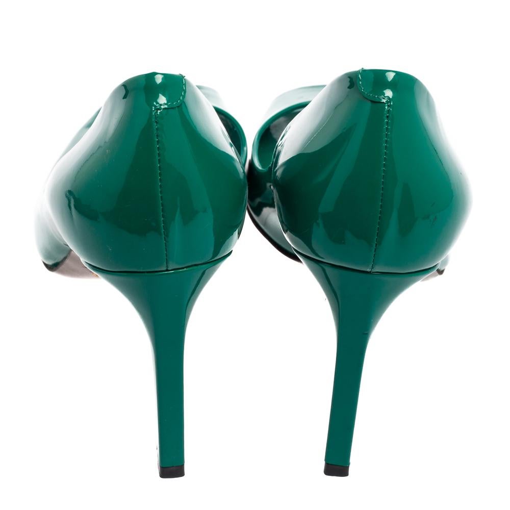 Women's Gucci Green Patent Leather Peep Toe Pumps Size 38 For Sale
