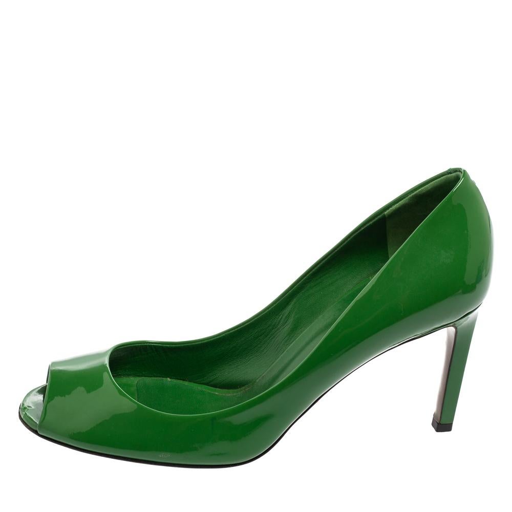 Gucci green pumps deals