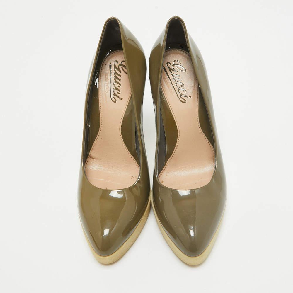 Bombas Slip On de charol verde de Gucci talla 36 Marrón en venta