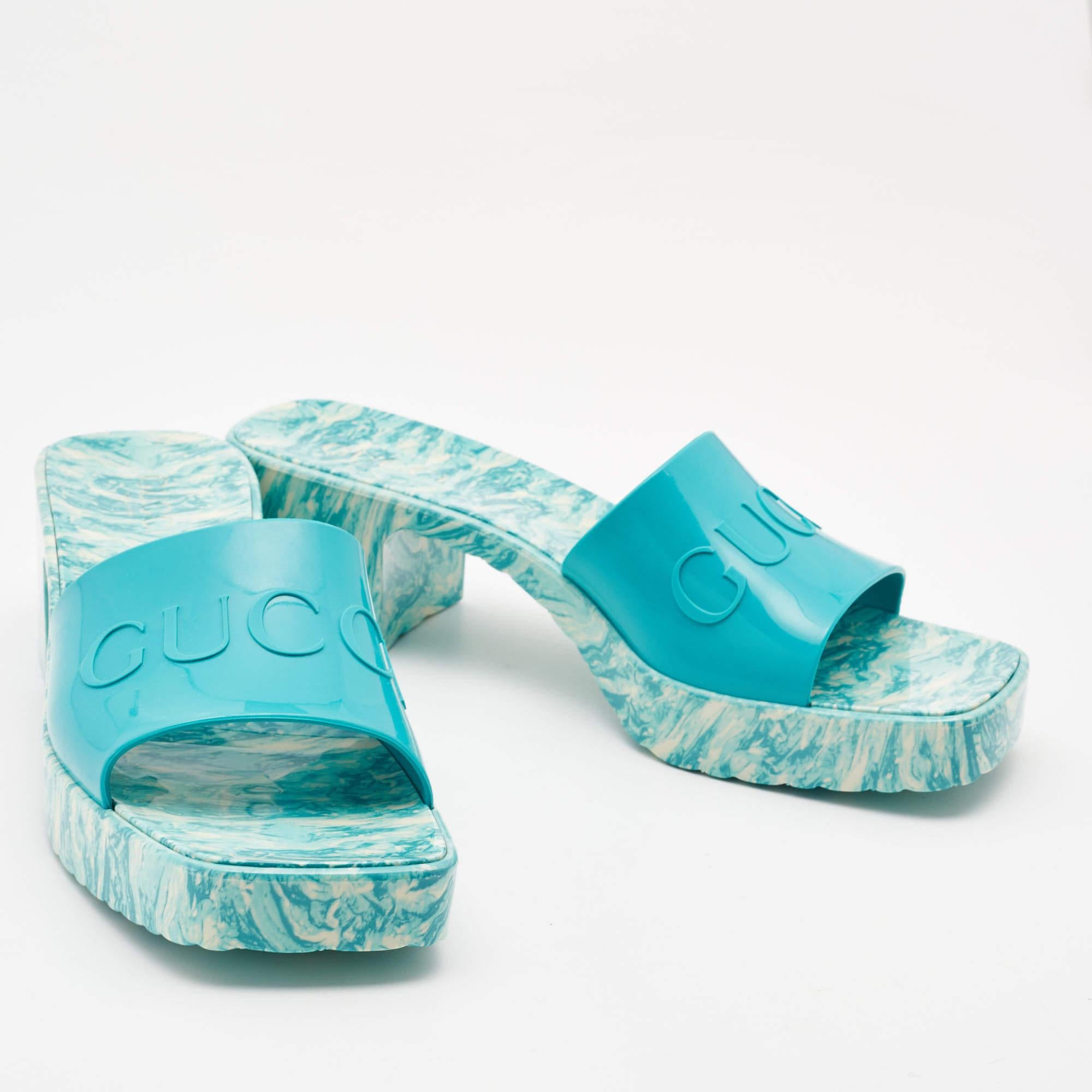 Gucci Green Rubber Marble Detail Block Heel Slide Sandals Size 40 In New Condition In Dubai, Al Qouz 2