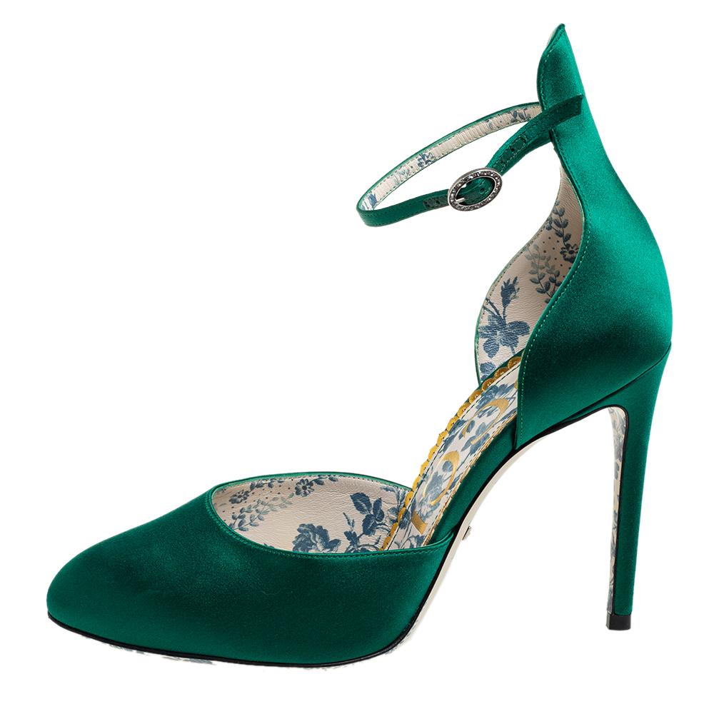 Gucci Green Satin D'orsay Ankle Strap Pumps Size 37.5 In Good Condition In Dubai, Al Qouz 2