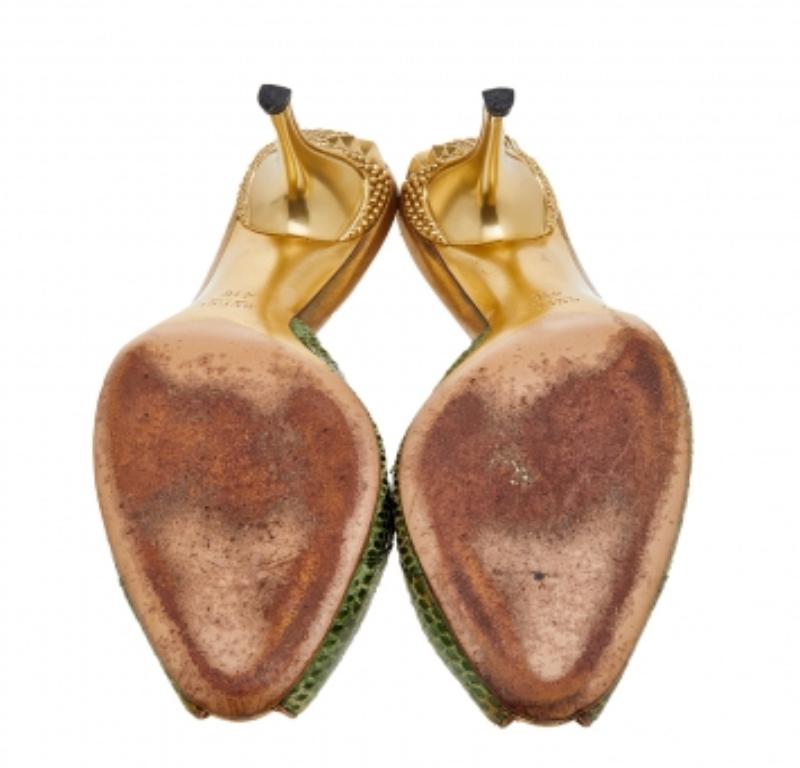 Gucci Green Snakeskin Embossed Leather Peep Toe Slide Sandals Size 41 For Sale 3