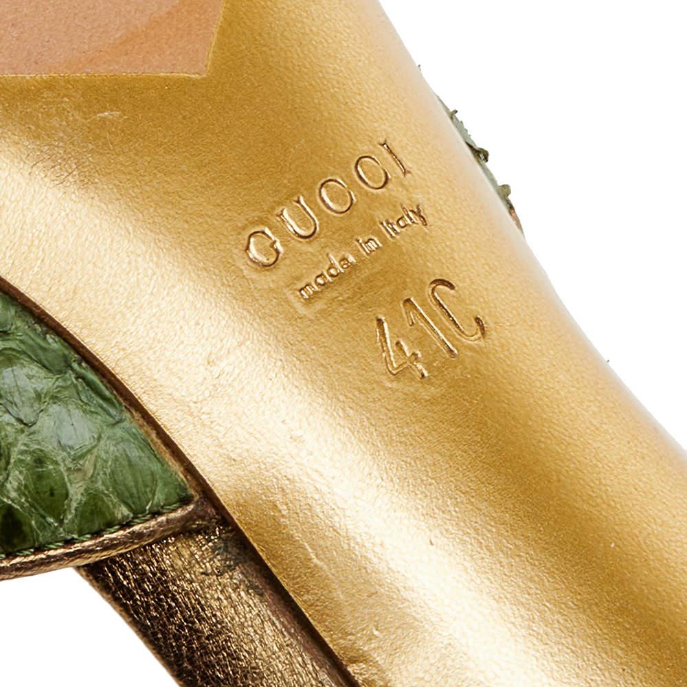 Gucci Green Snakeskin Embossed Leather Peep Toe Slide Sandals Size 41 For Sale 3