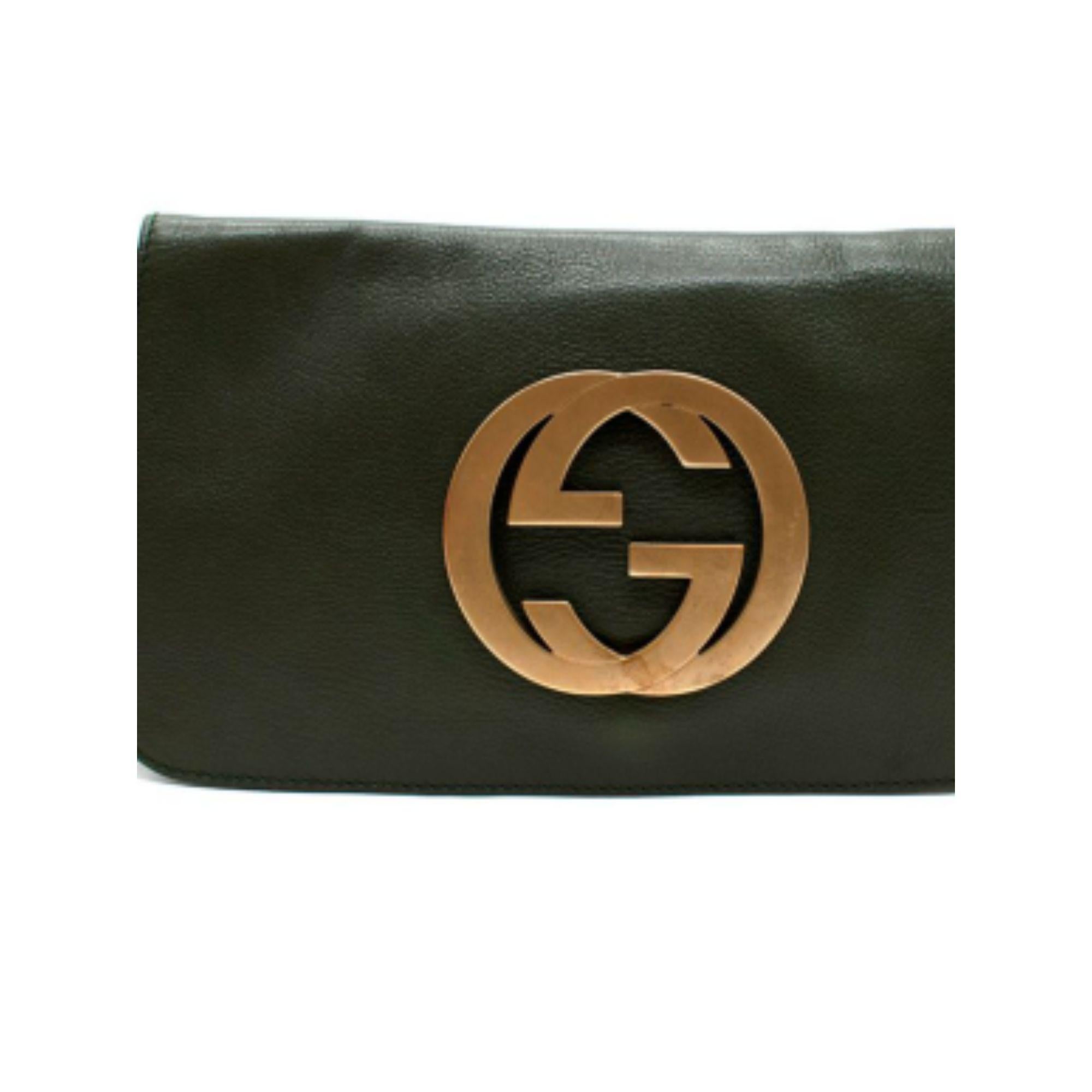 Gucci Green Vintage Blondie Leather Shoulder Bag

- Thin adjustable shoulder strap
- Signature 'GG' logo on flap
- Button flap fastening
- One main compartment
- One zipped pocket

Material
Leather

Made in Italy

9.5/10 Excellent condition

PLEASE