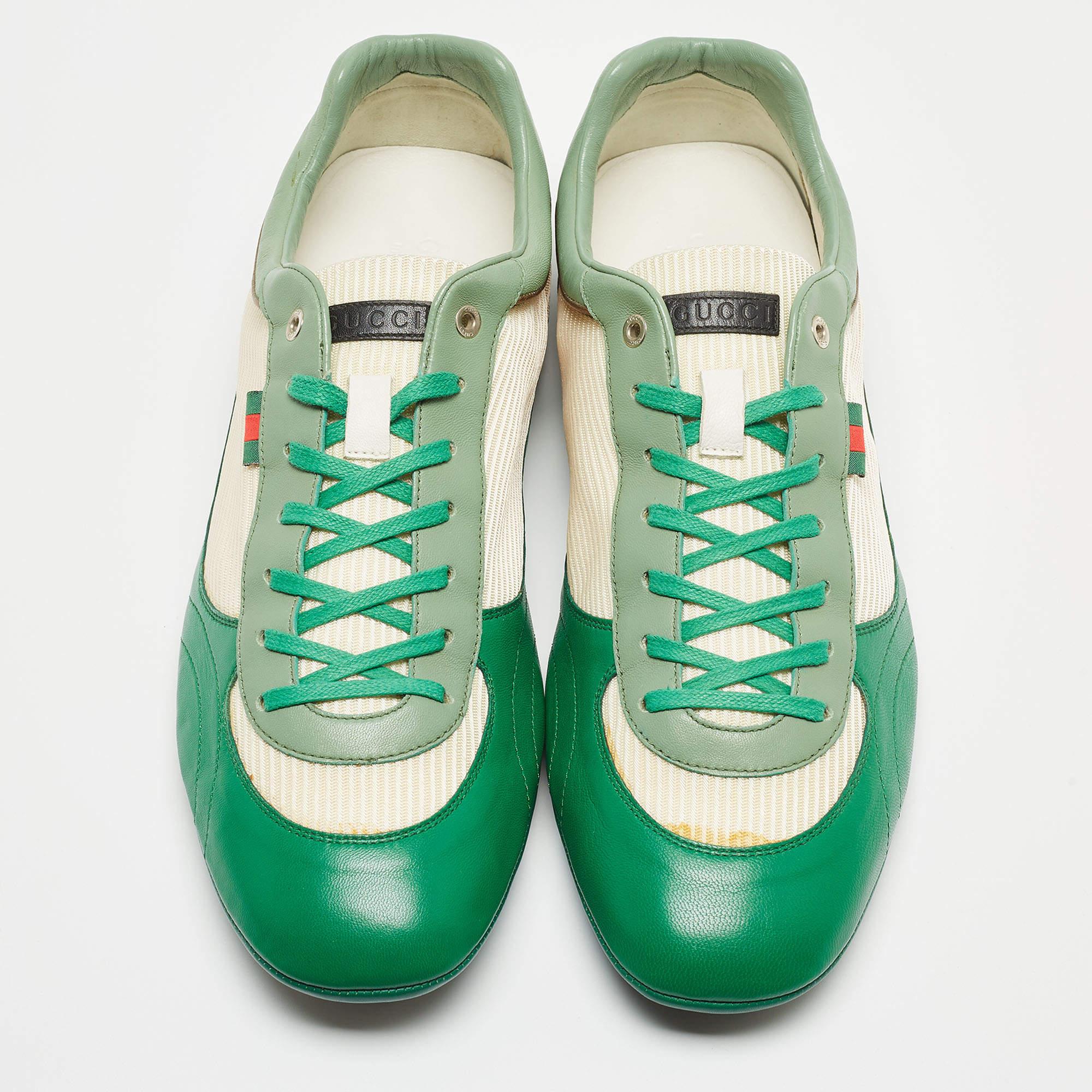 Give your outfit a luxe update with this pair of Gucci green sneakers. The shoes are sewn perfectly to help you make a statement in them for a long time.

Includes: Extra Laces, Original Dustbag

