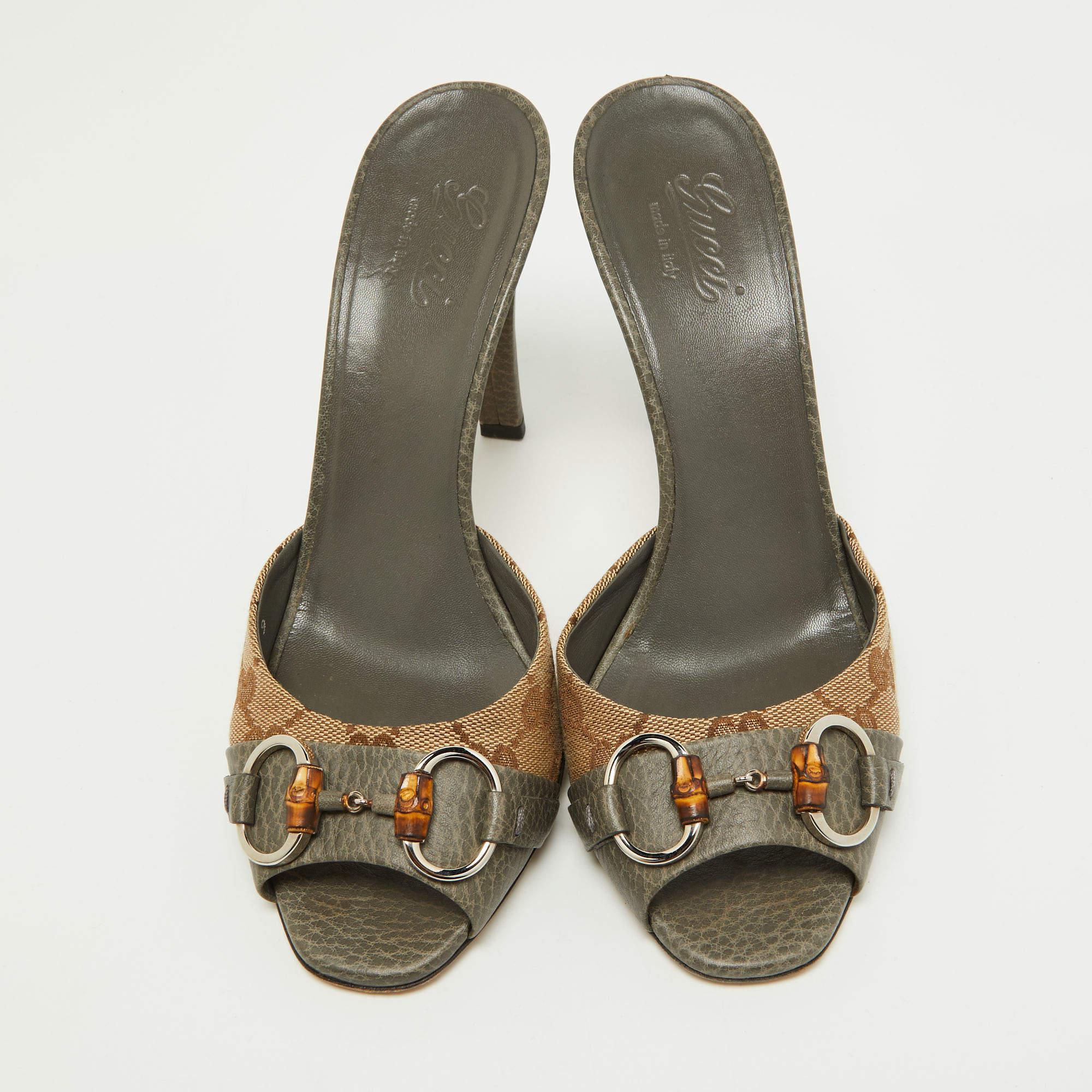 These sandals will frame your feet in an elegant manner. Crafted from quality materials, they flaunt a classy display, comfortable insoles & durable heels.

Includes: Original Dustbag

