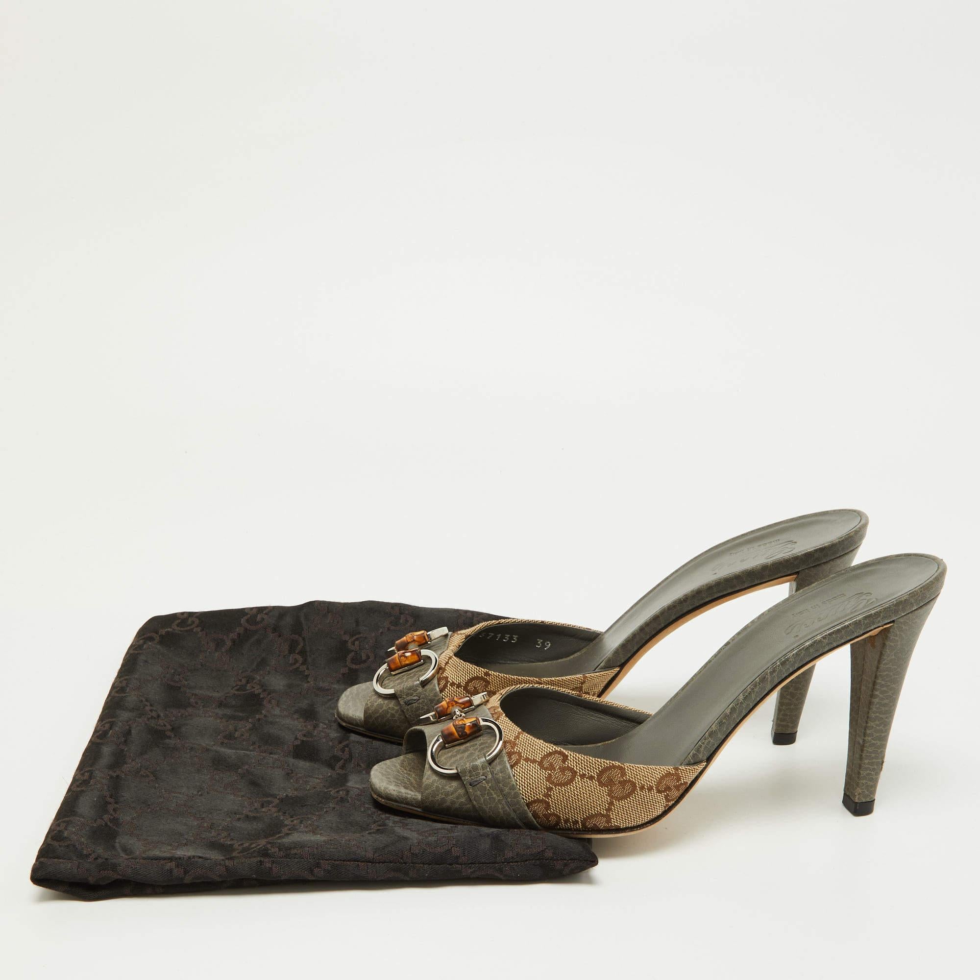 Gucci Grey/Beige Canvas and Leather Slide Sandals Size 39 2