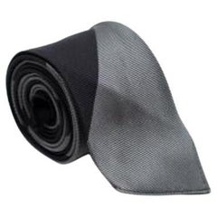 Gucci Grey Black Silk Tie