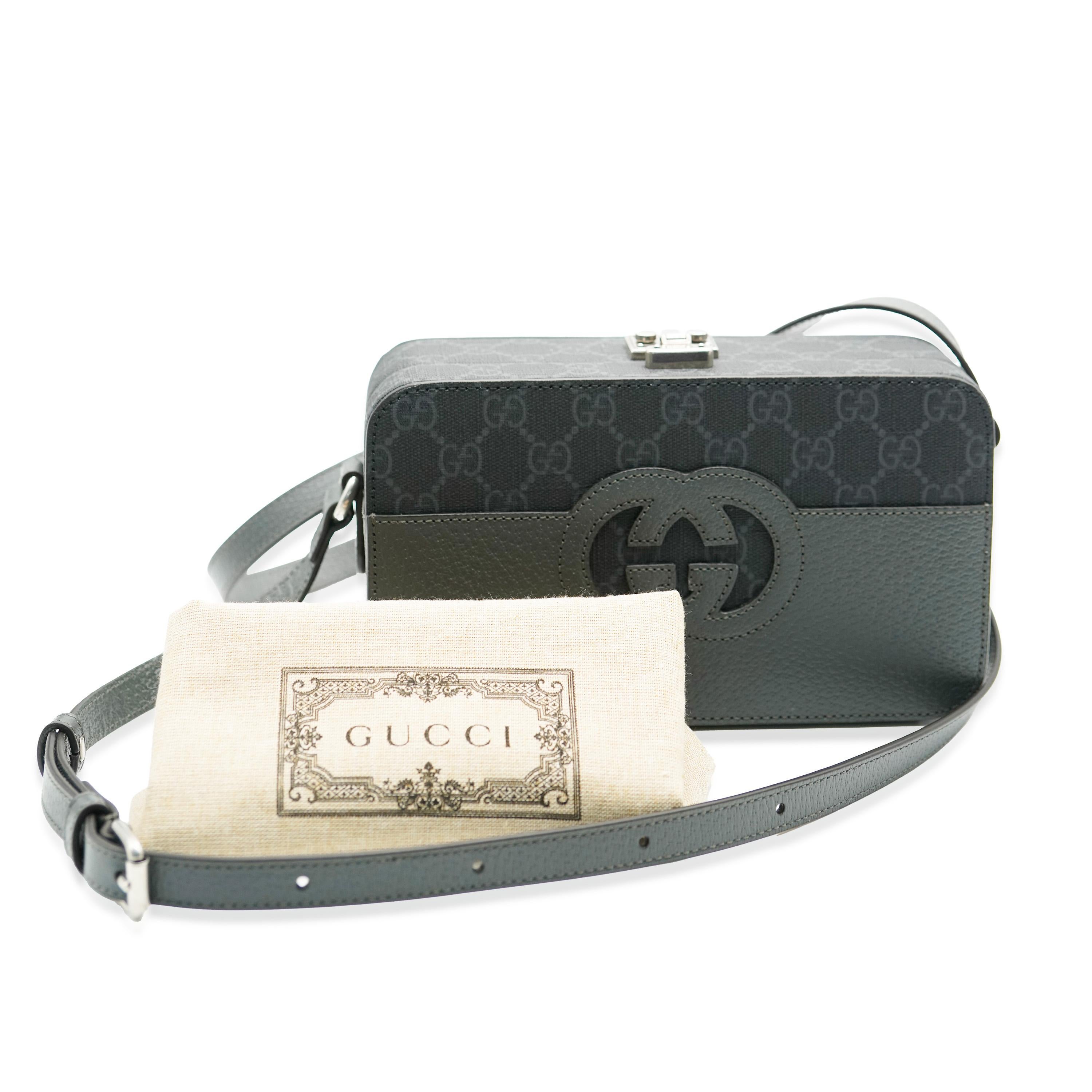 Listing Title: Gucci Grey Canvas Dollar Calfskin GG Messenger
SKU: U136788
Condition: Pre-owned 
Handbag Condition: Excellent
Condition Comments: Item is in excellent condition and displays light signs of wear. Faint wear to interior pocket.
Brand: