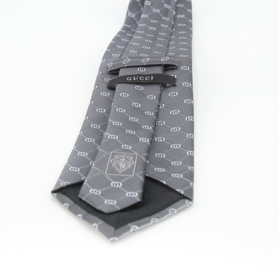 Grau Cool Blue GG Monogramm Muster Seidendruck Herren Business Krawatte/Bowtie von Gucci im Zustand „Gut“ im Angebot in Downey, CA