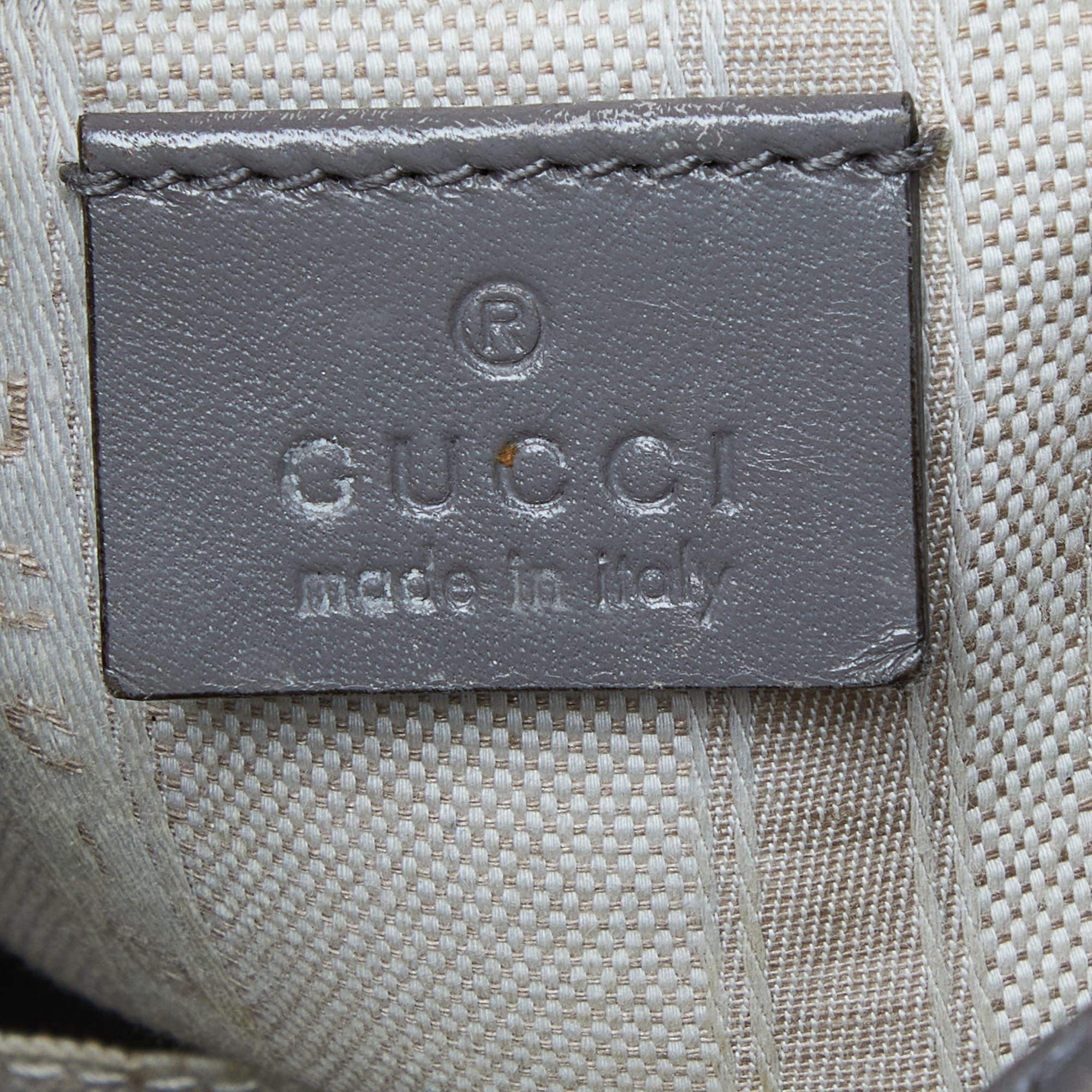 Gucci Grey Diamante Leather Medium Hilary Bucket Bag For Sale 7