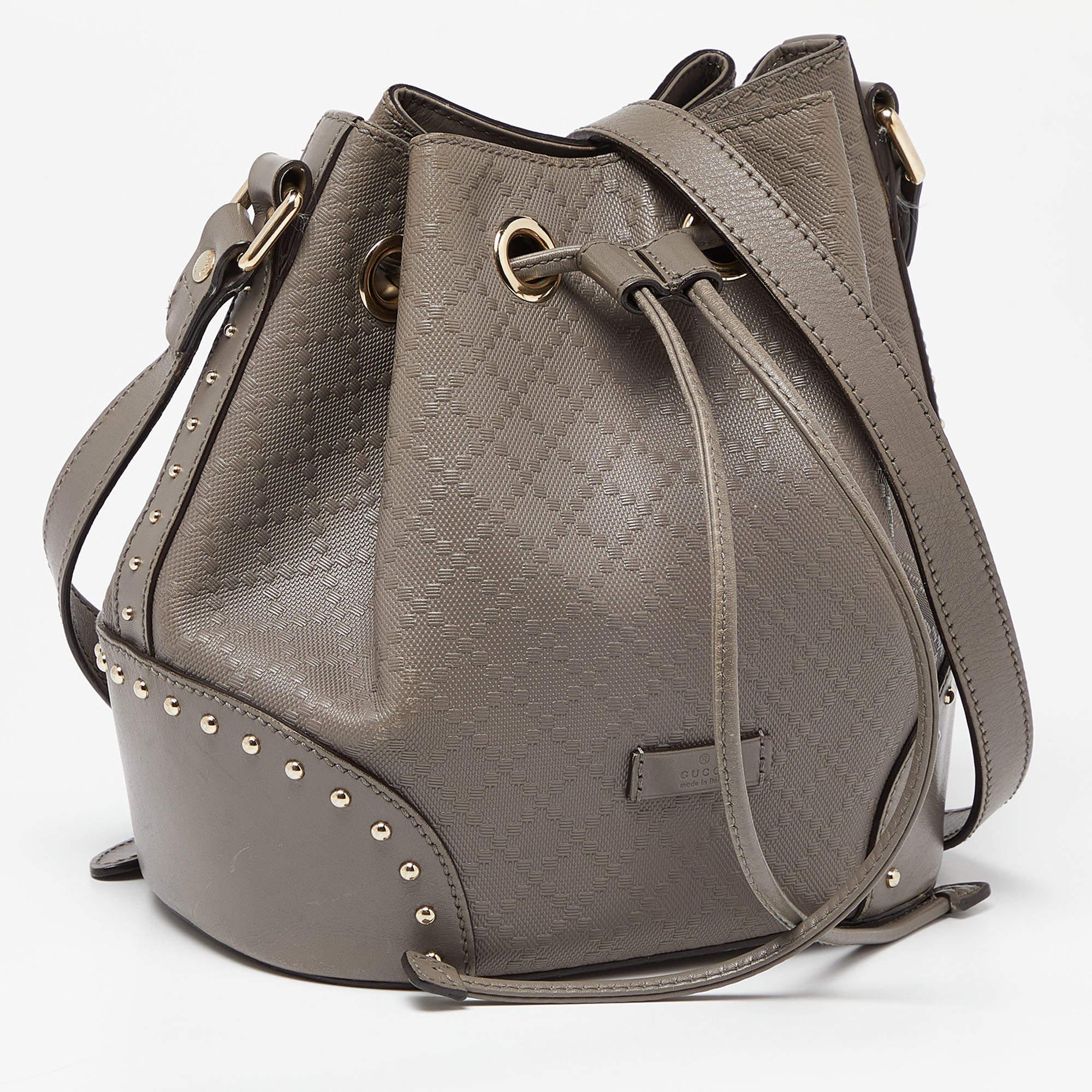 Women's Gucci Grey Diamante Leather Medium Hilary Bucket Bag For Sale