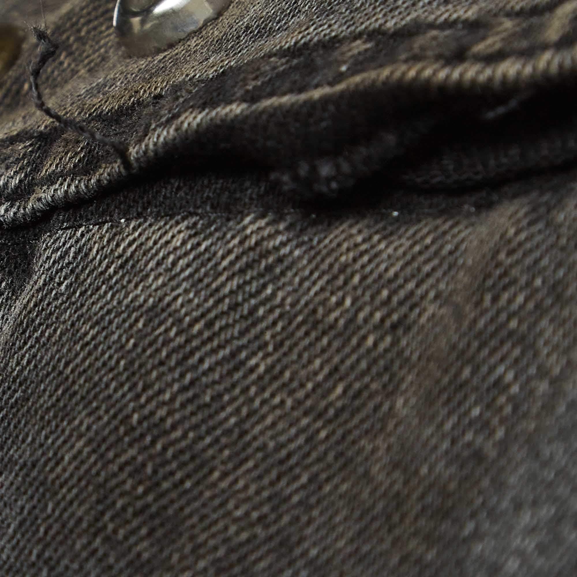 Veste Gucci grise dégradée en denim avec détails métalliques XL en vente 4