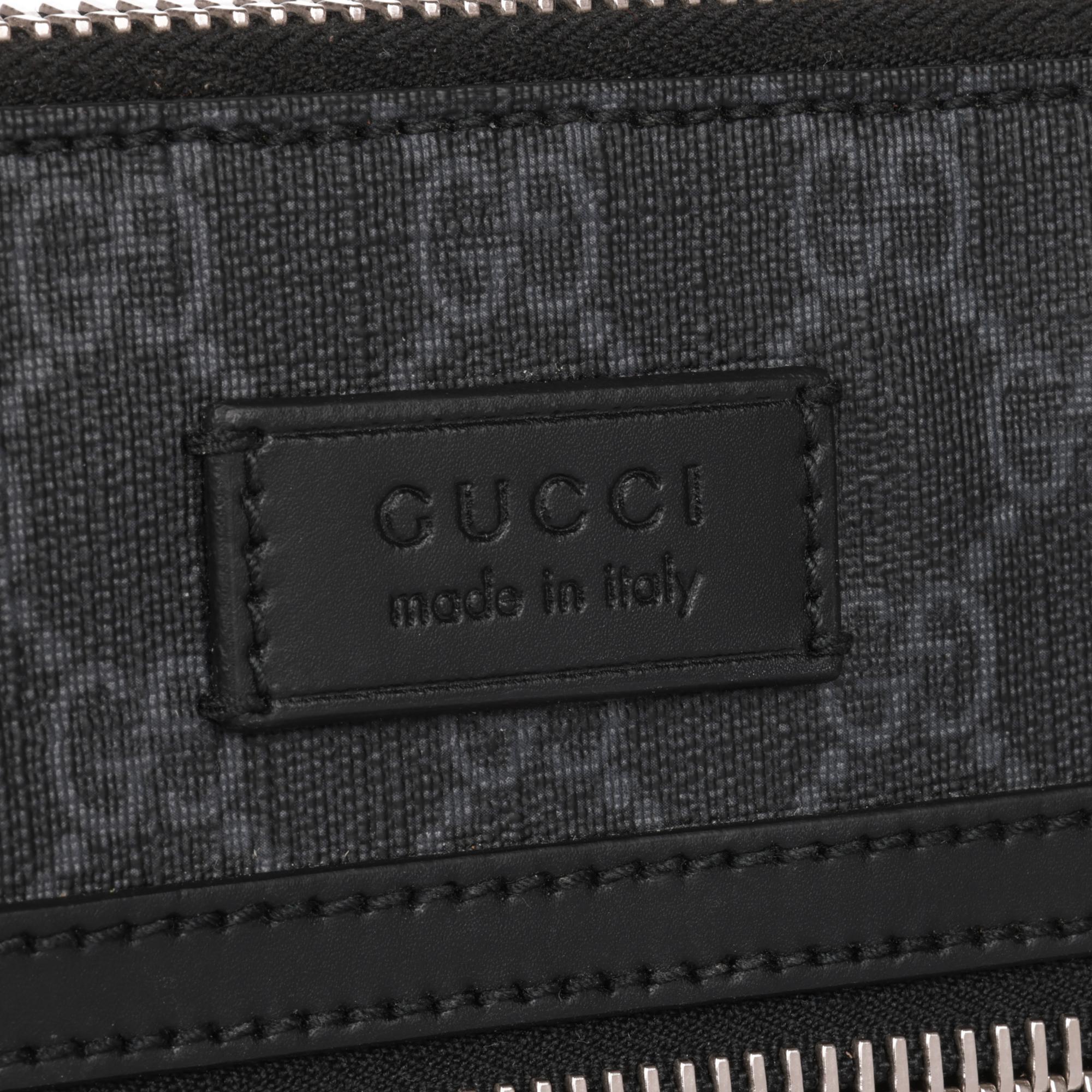 GUCCI Grey GG Supreme Canvas & Black Calfskin Leather Small Messenger Bag  2