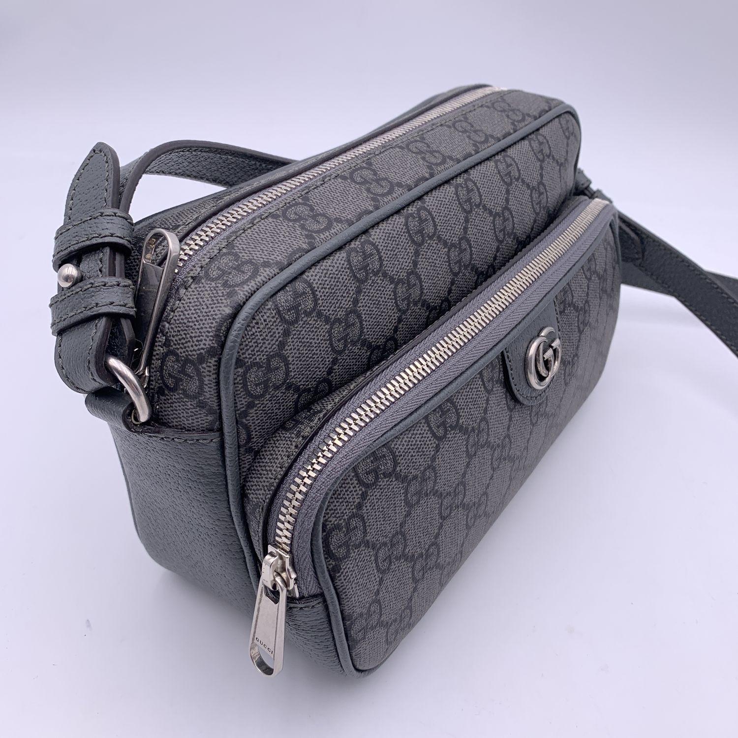 Gucci Grey GG Supreme Canvas Small Ophidia Crossbody Bag In New Condition For Sale In Rome, Rome