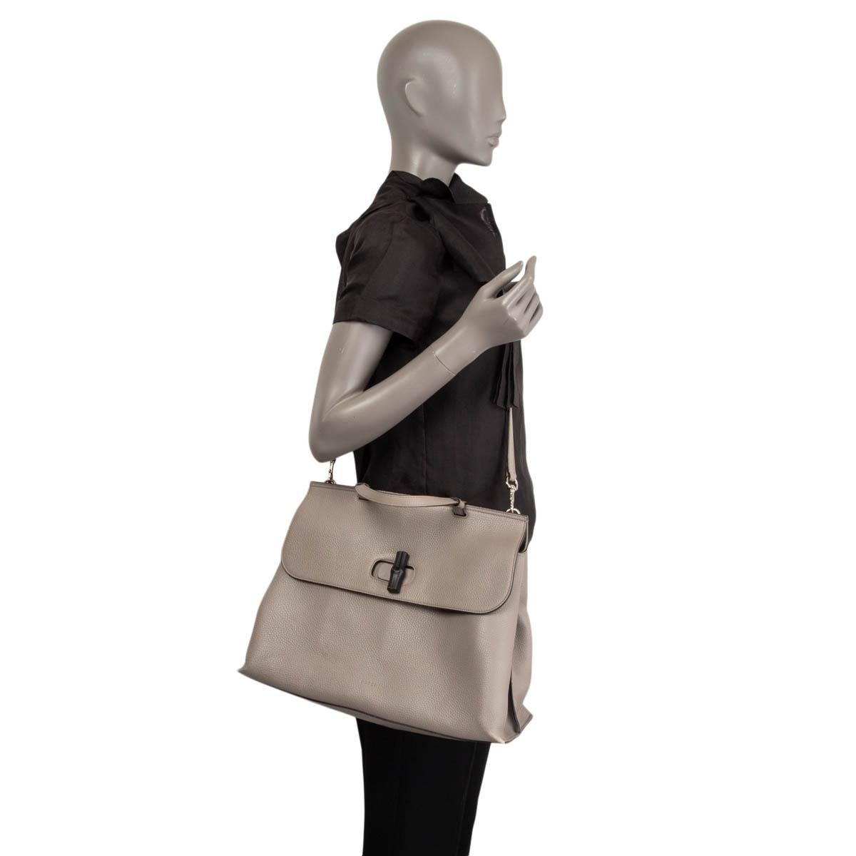 GUCCI grey leather DAILY BAMBOO TOP HANDLE Shoulder Bag In Excellent Condition In Zürich, CH