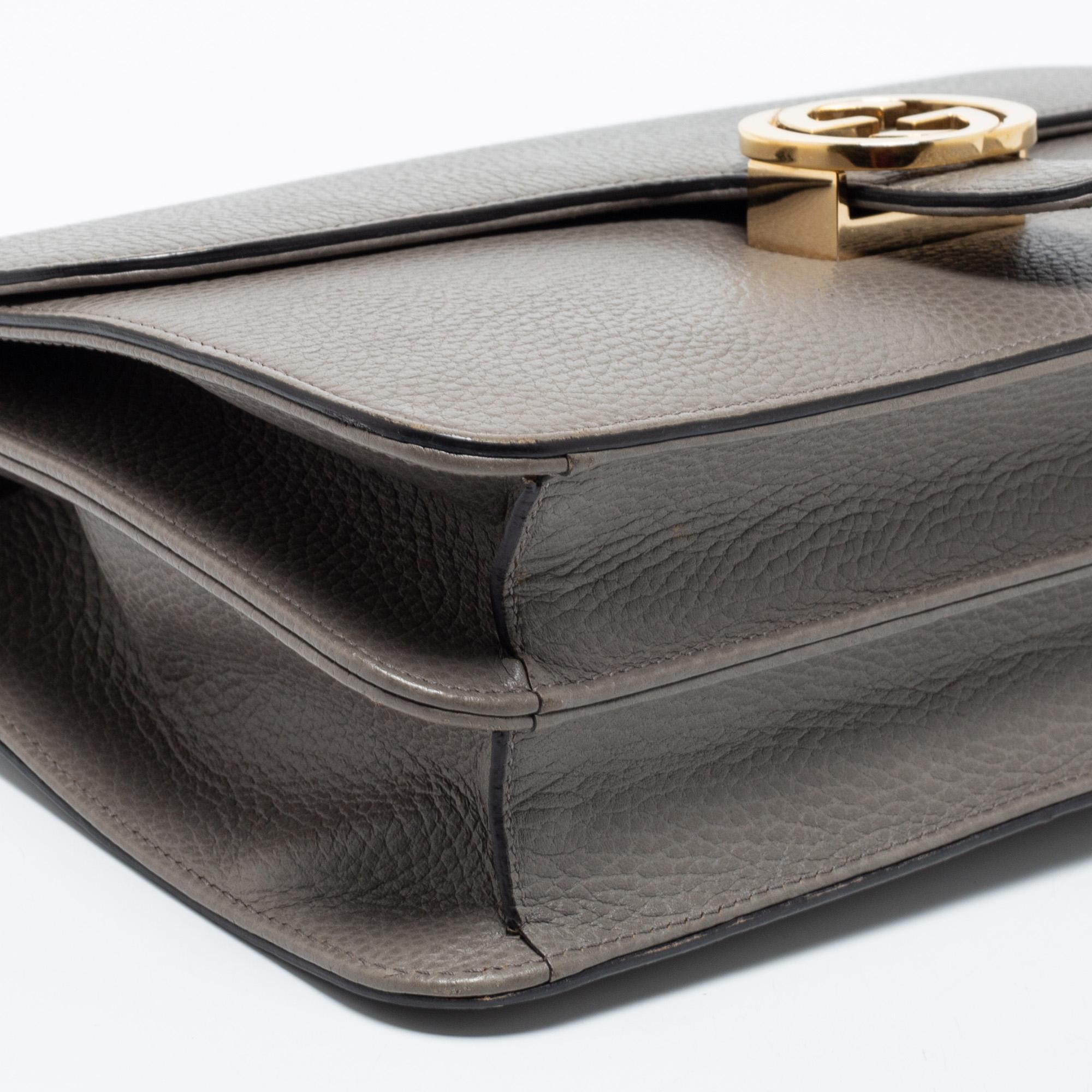 Gucci Grey Leather Interlocking G Shoulder Bag In Good Condition In Dubai, Al Qouz 2