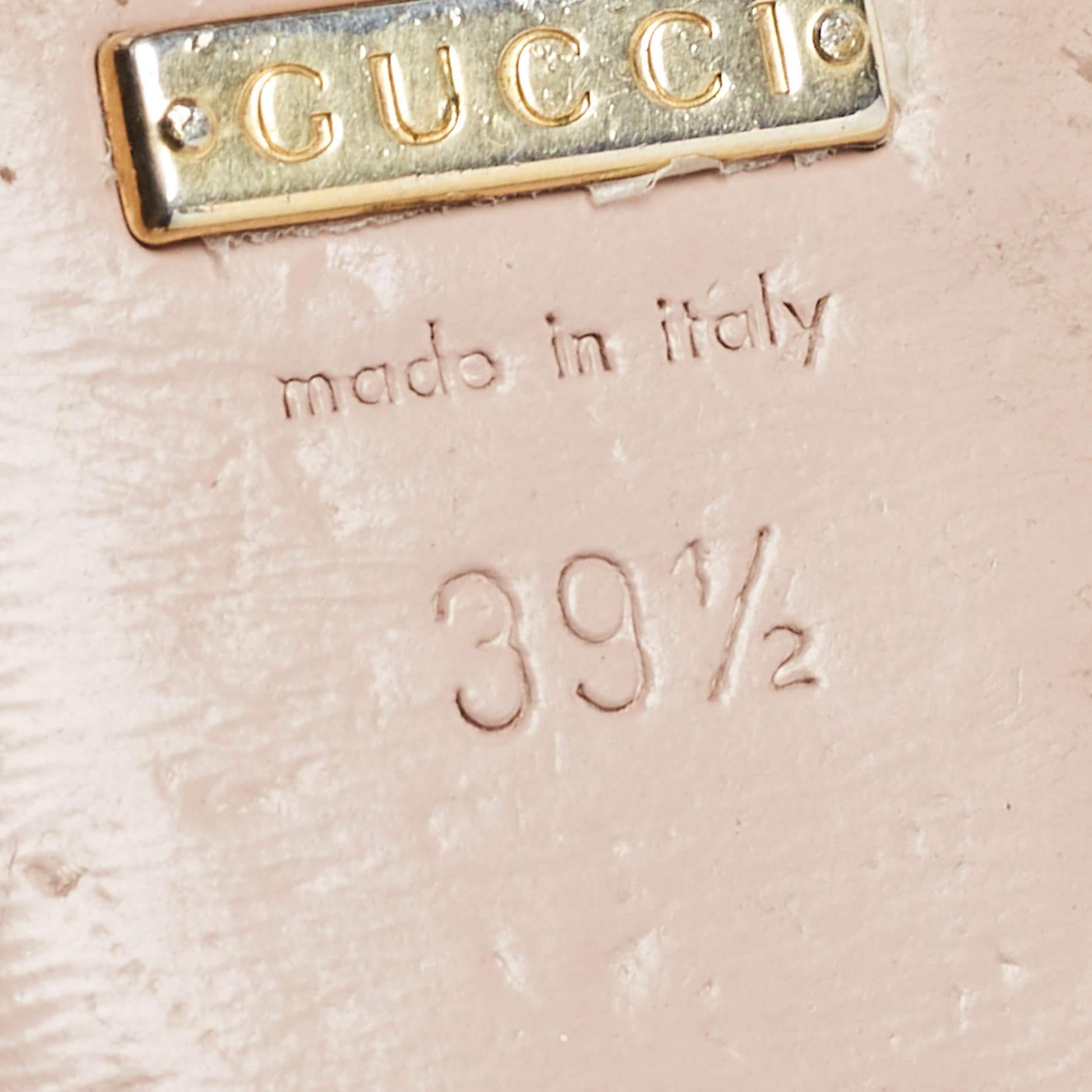Graue Gucci Microguccima Horsebit Ballettschuhe aus Lackleder in Grau Größe 39,5 im Angebot 3