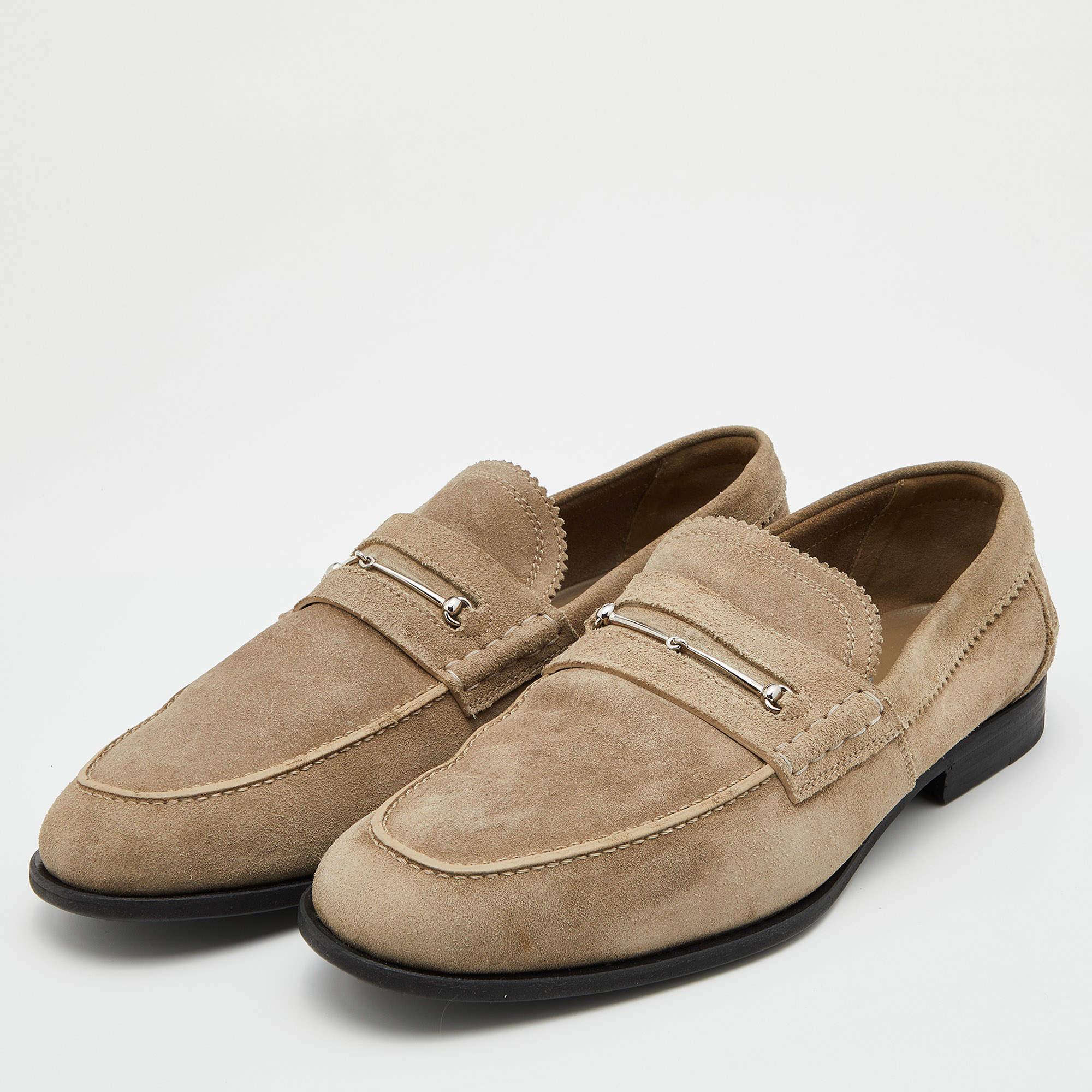 Gucci Grey Suede Horsebit Slip On Loafers Size 45.5 In Good Condition In Dubai, Al Qouz 2