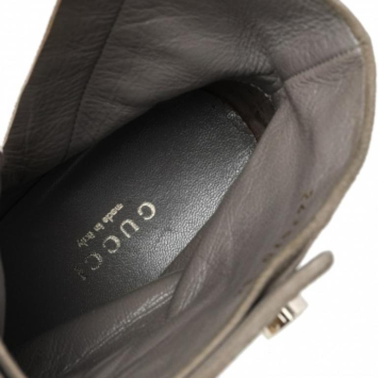 Gucci Botines de Ante Gris Vernice Tacón Bloque Talla 36.5 en venta 2