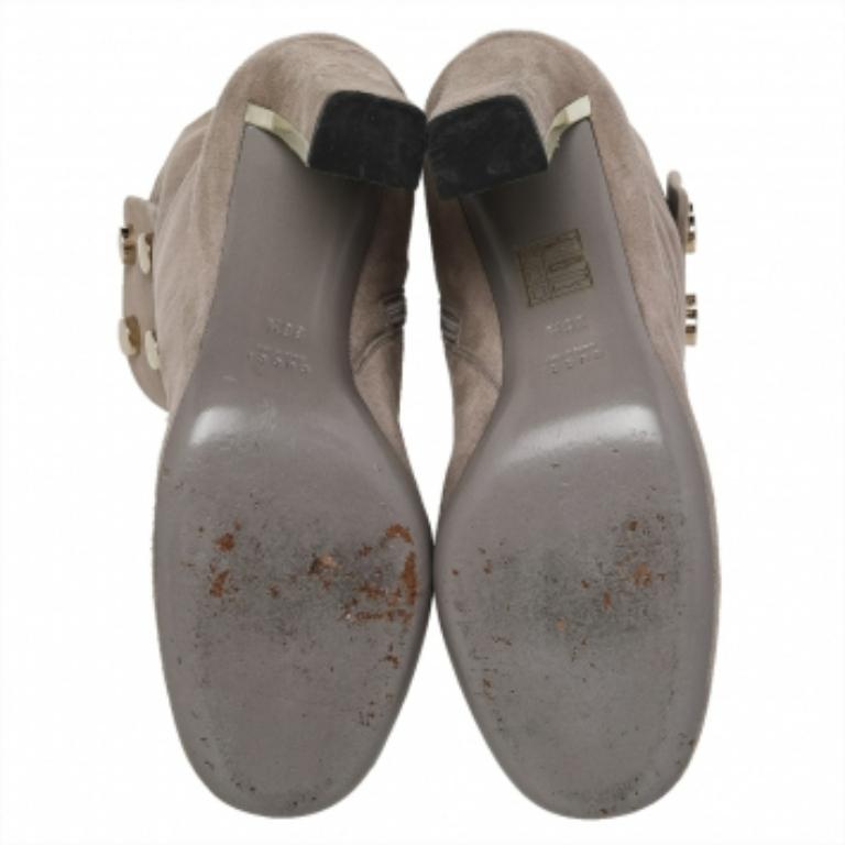 Gucci Botines de Ante Gris Vernice Tacón Bloque Talla 36.5 en venta 3