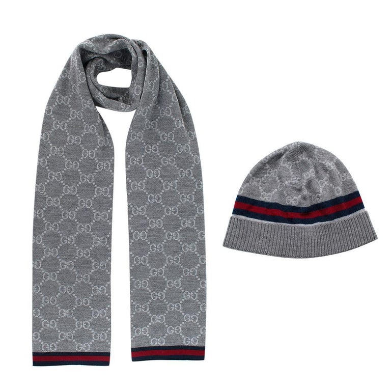 Gucci skully and scarf