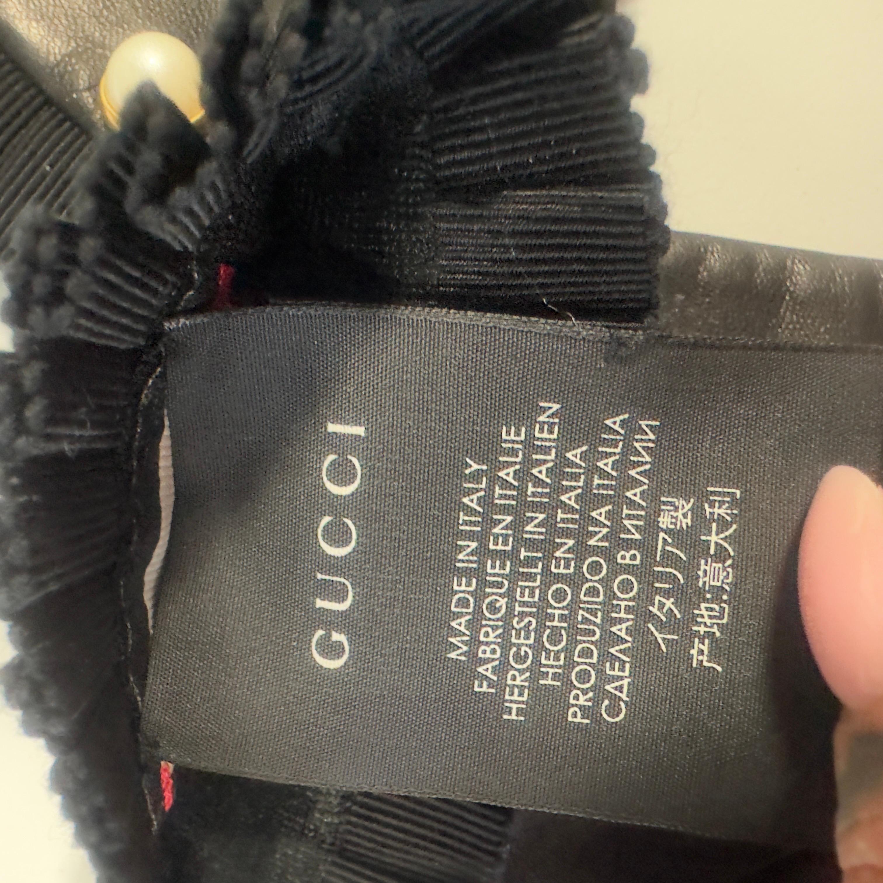 Gucci - Guanti in Pelle con Bottoni Perla GG, neuwertig im Angebot 5