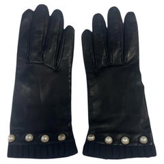 Gucci – Guanti in Pelle con Bottoni Perla GG, nuovi