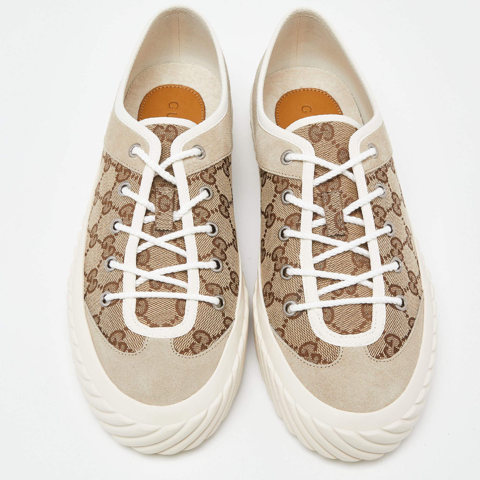 Give your outfit a chic update with this pair of designer sneakers. The creation is sewn perfectly to help you make a statement in them for a long time.

Includes: Original Dustbag, Original Box, Info Booklet, Extra Laces

