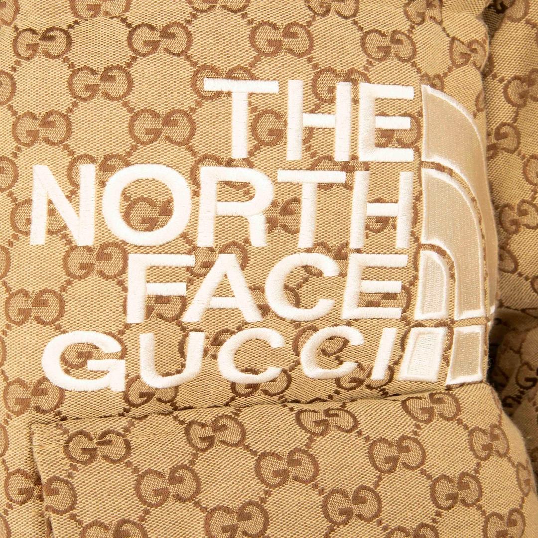 Marron Gucci Gucci x The North Face Brown GG Logo Puffer Size M en vente