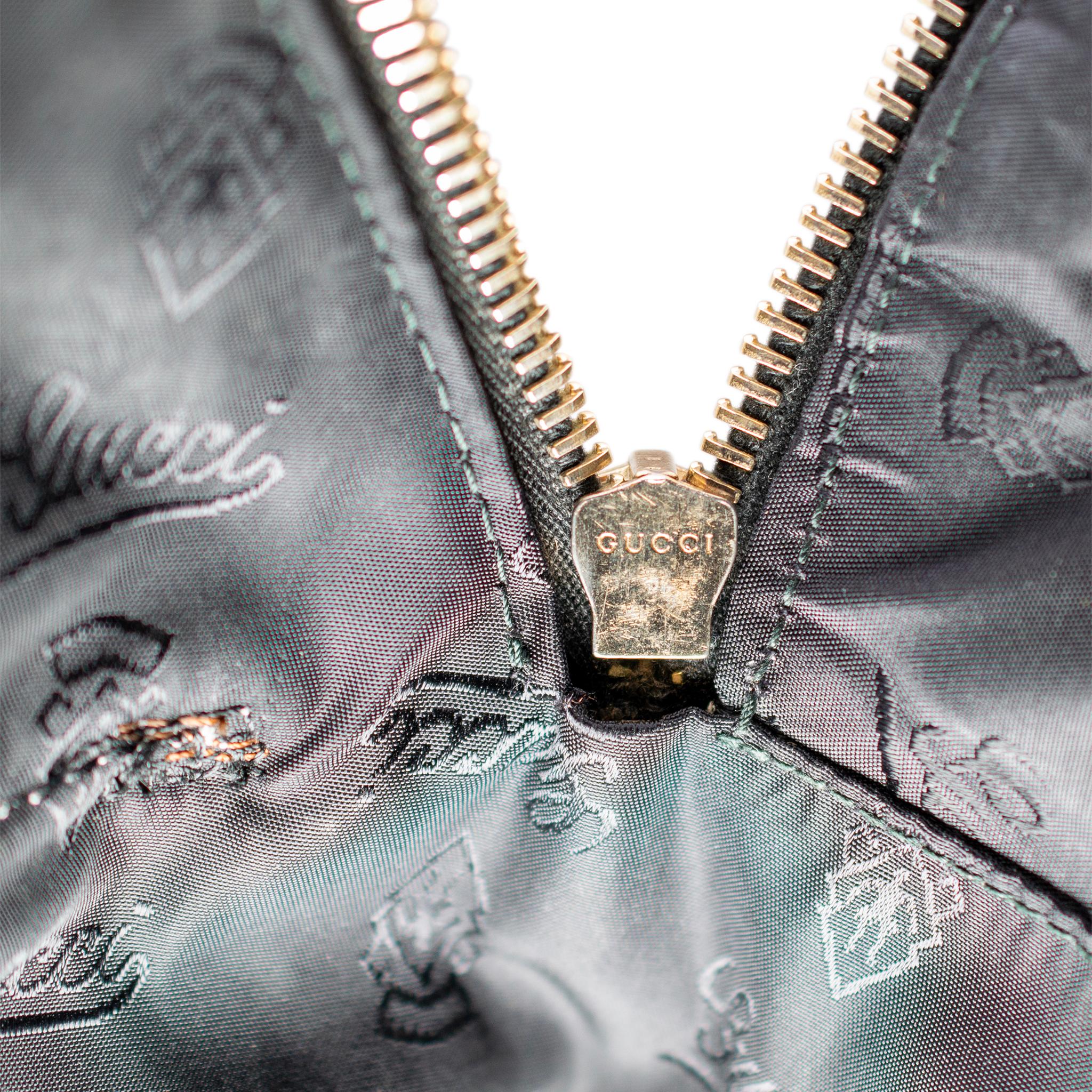 Gucci Guccissima 246414 Mochila de asa superior de piel negra para hombre en Excelente Estado en Houston, US
