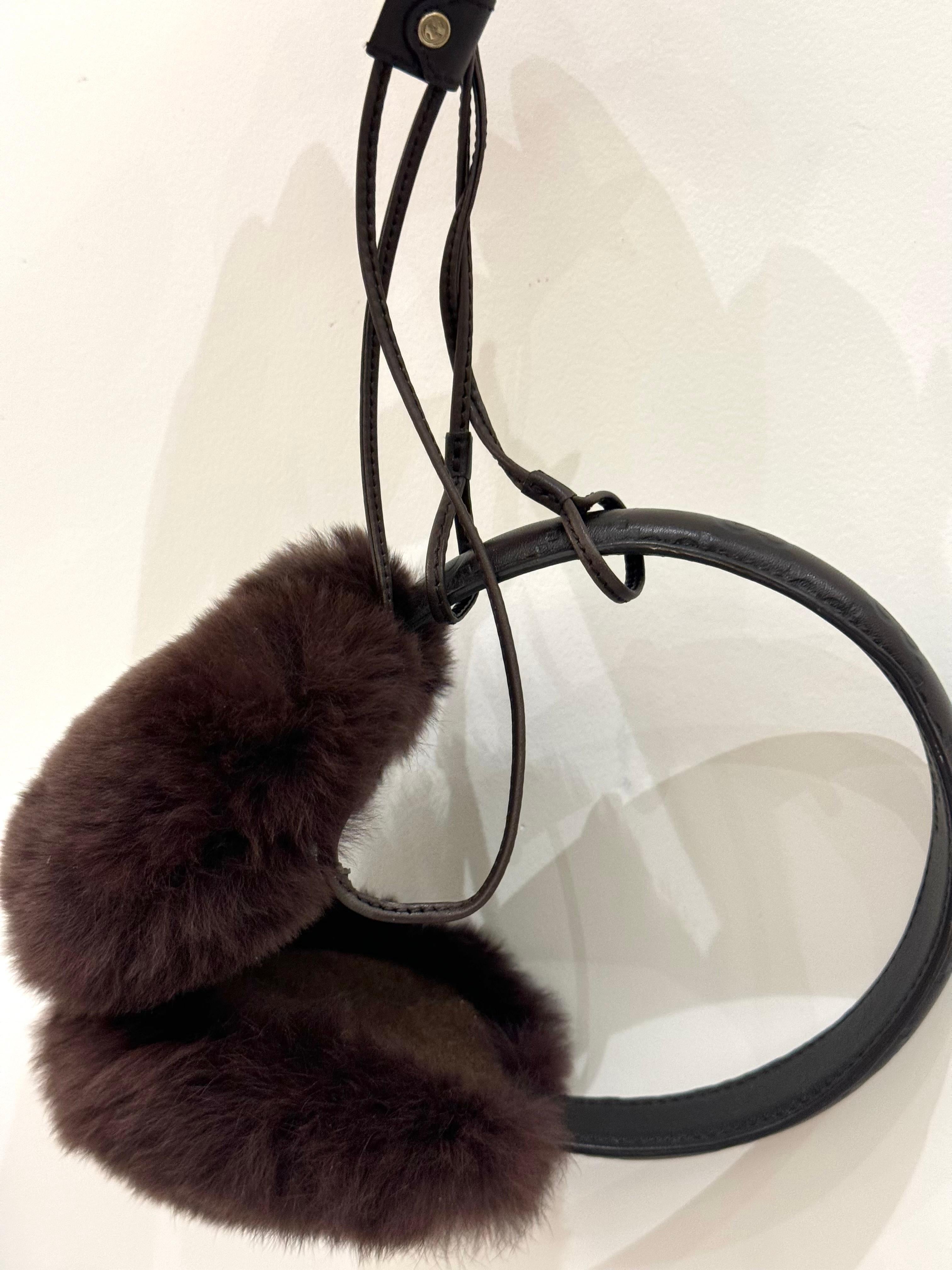 Gucci Guccissima, paraorecchie in pelliccia in vendita 1