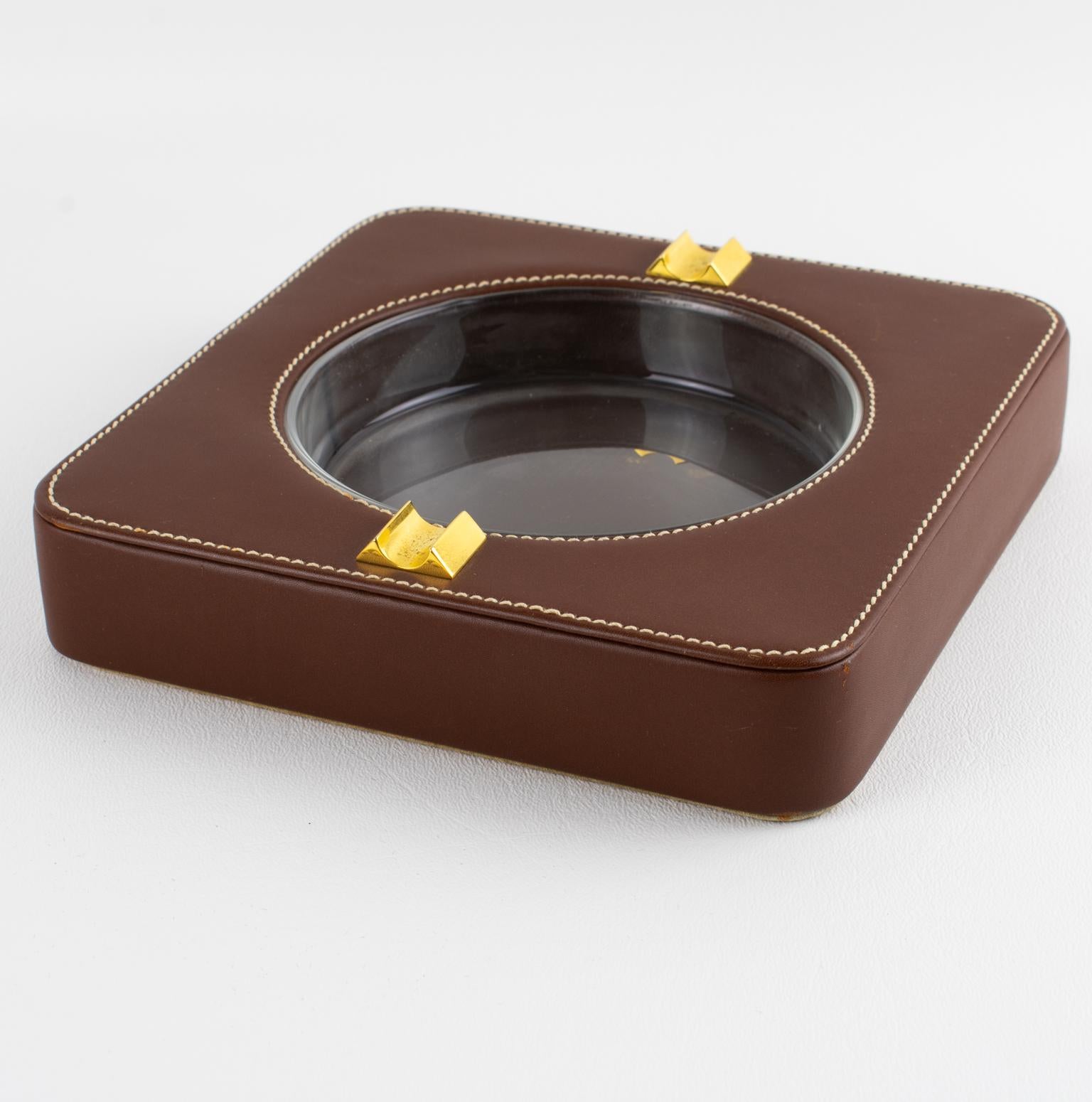 Gucci Hand-Stitched Brown Leather Ashtray, Catchall, Desk Tidy, circa 1970 In Excellent Condition For Sale In Atlanta, GA