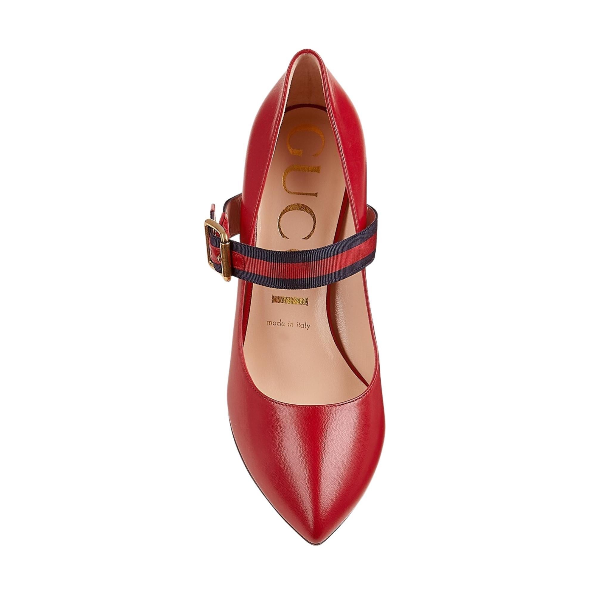 Gucci Hibiscus Red Leather Sylvie Mary Jane Pumps (EU 36) 475086 In New Condition In Montreal, Quebec