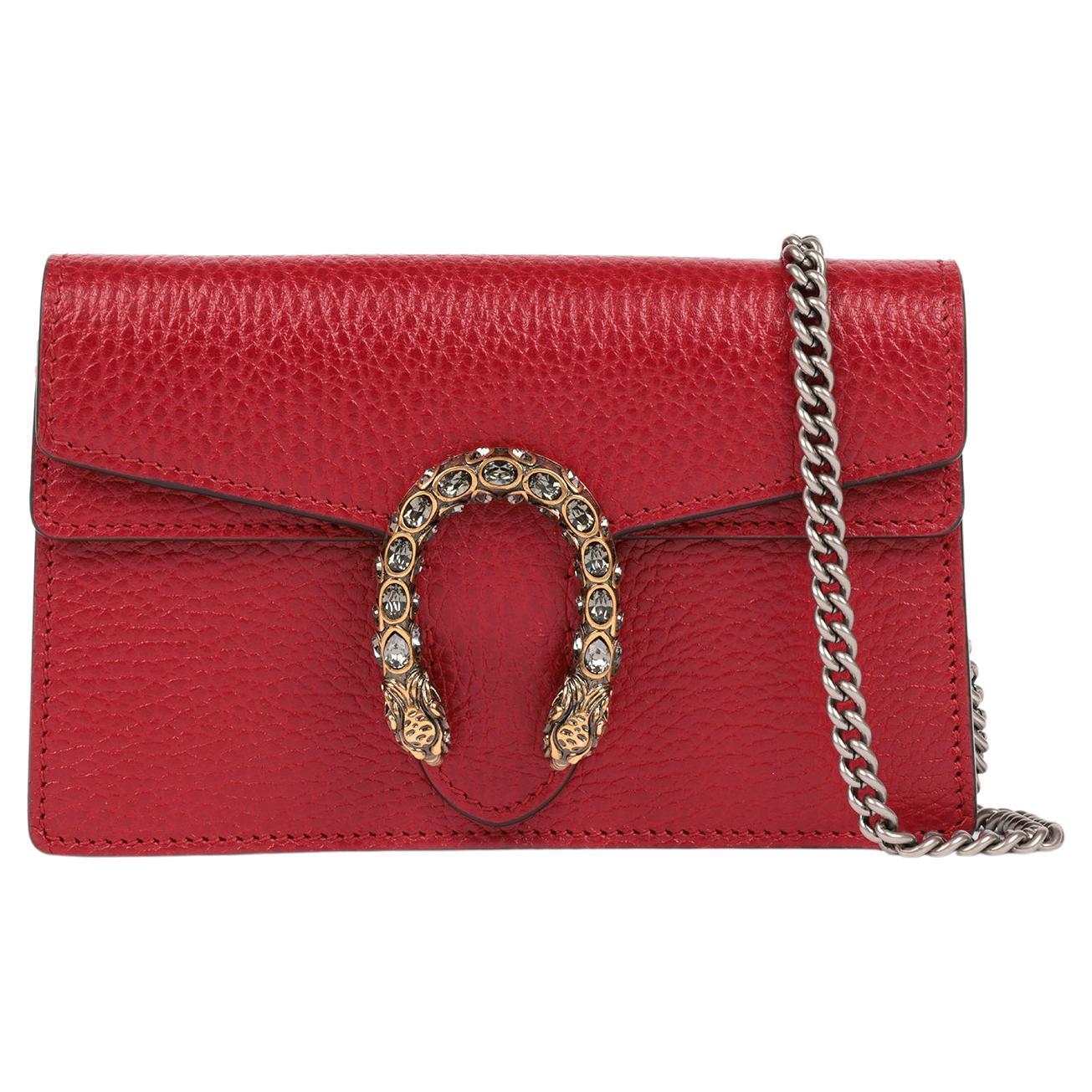 Gucci Mini Dionysus Super in pelle con ciottoli rossi e ibisco in vendita