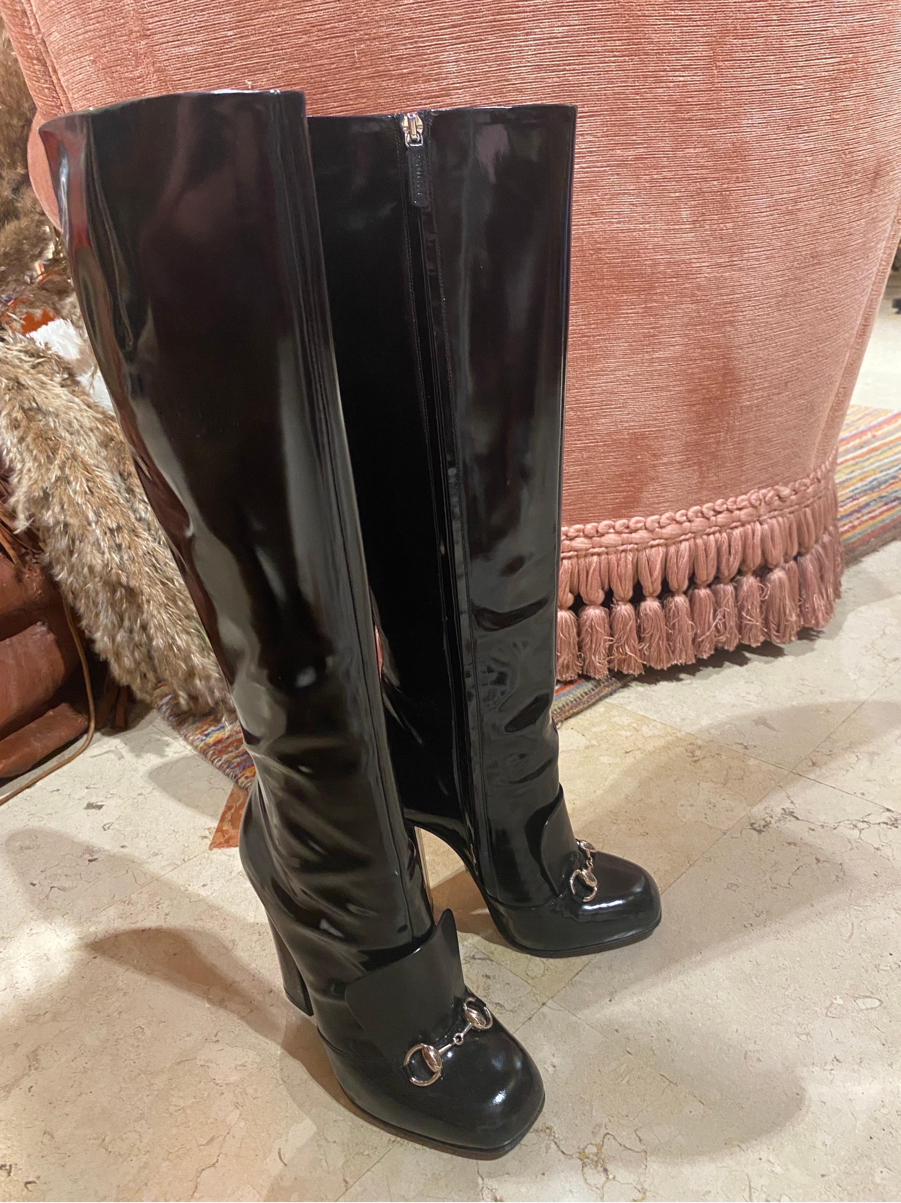 Gucci stivali alti neri FW 1995 di Tom Ford in vendita su 1stDibs stivali gucci alti