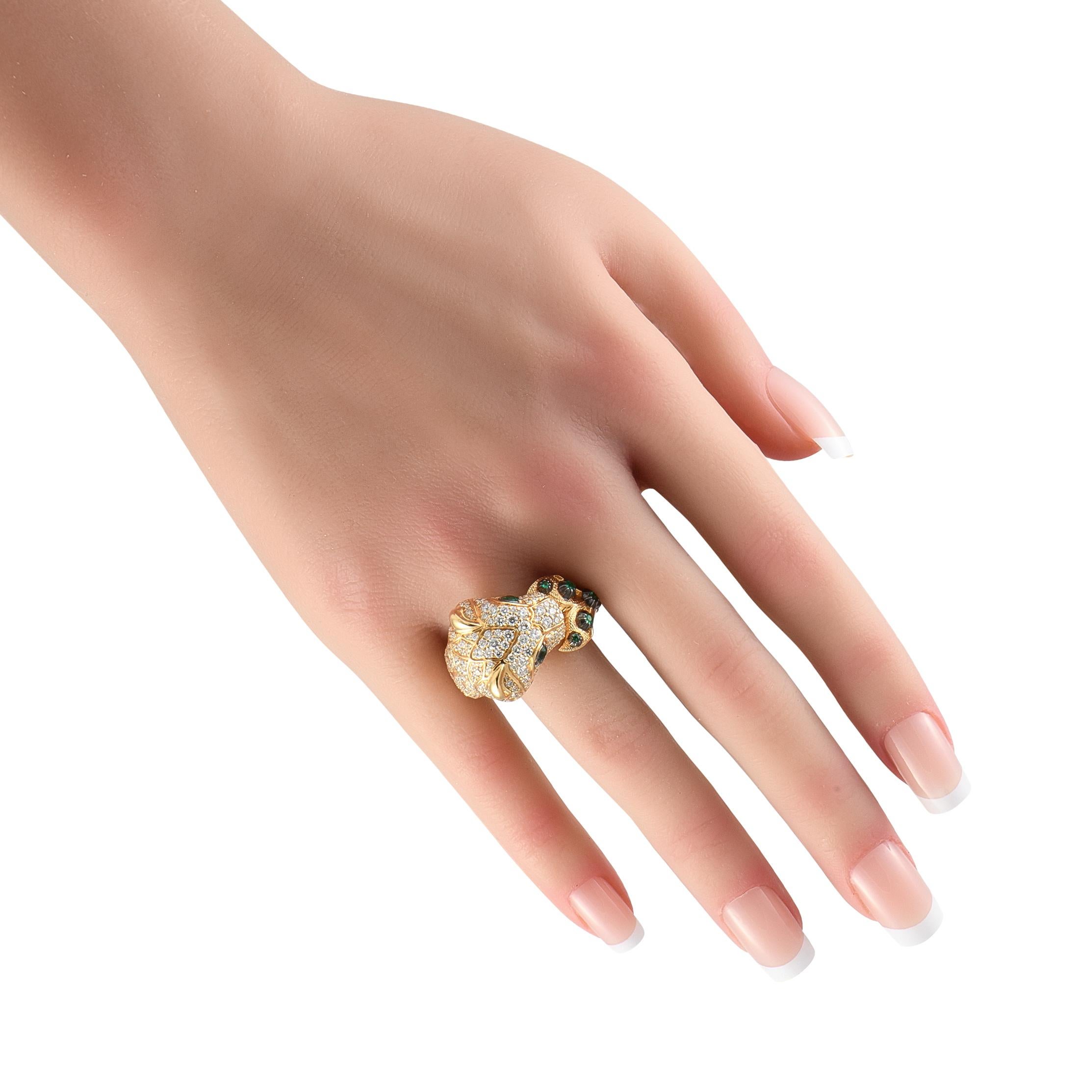 Round Cut Gucci High Jewelry Collection 18K Gold 2.50ct Diamond and Tsavorite Tiger Ring For Sale