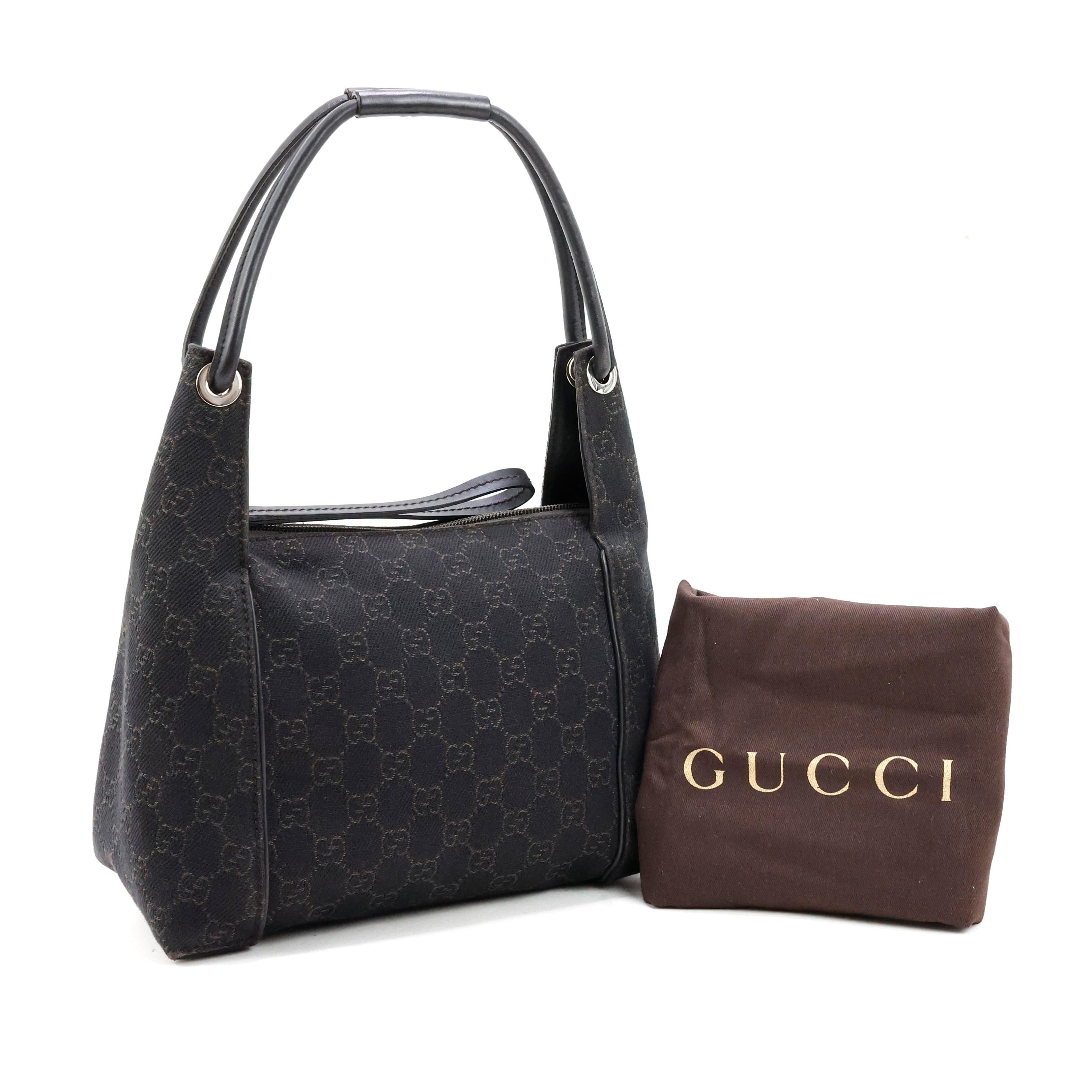 Women's or Men's Gucci Hobo bag in brown GG supreme monogram